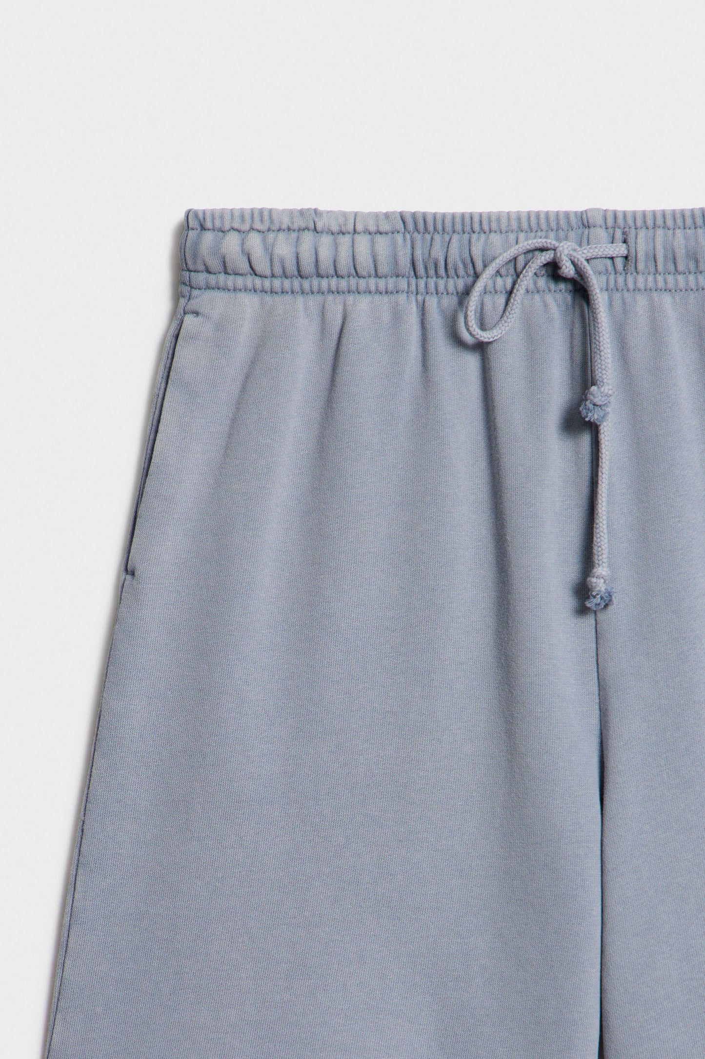 GREY BLUE