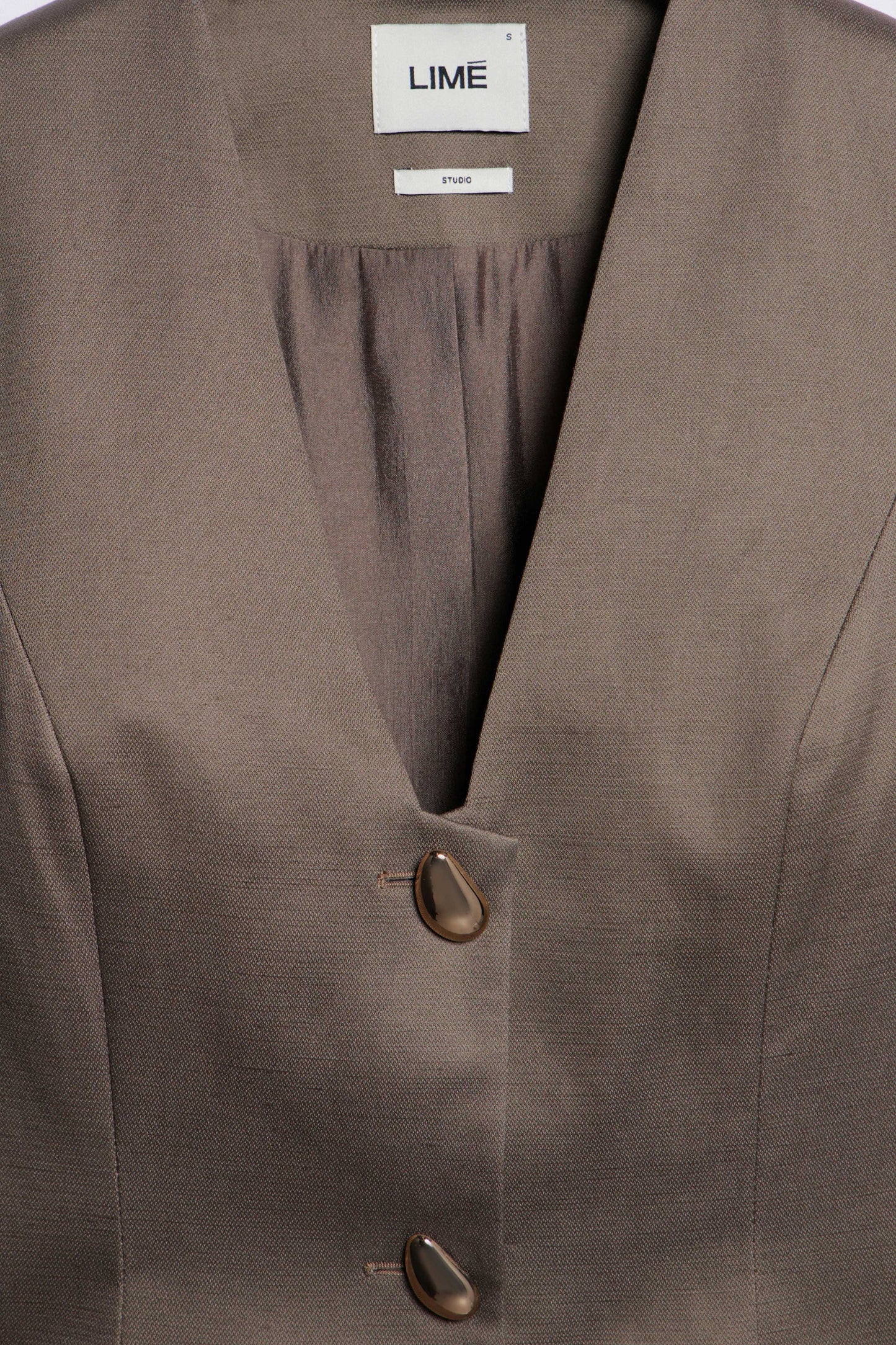 GRAY BROWN