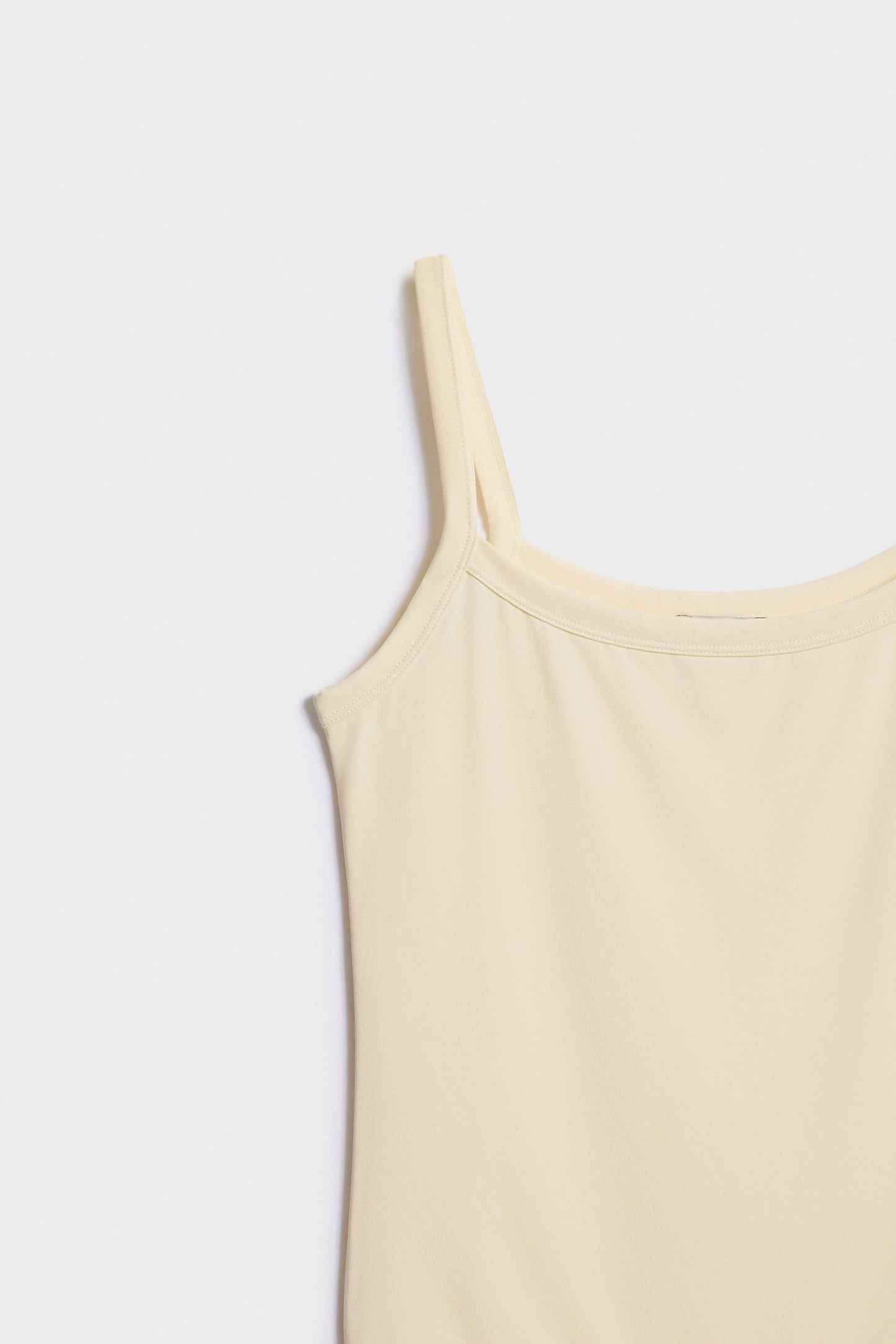 LIGHT YELLOW