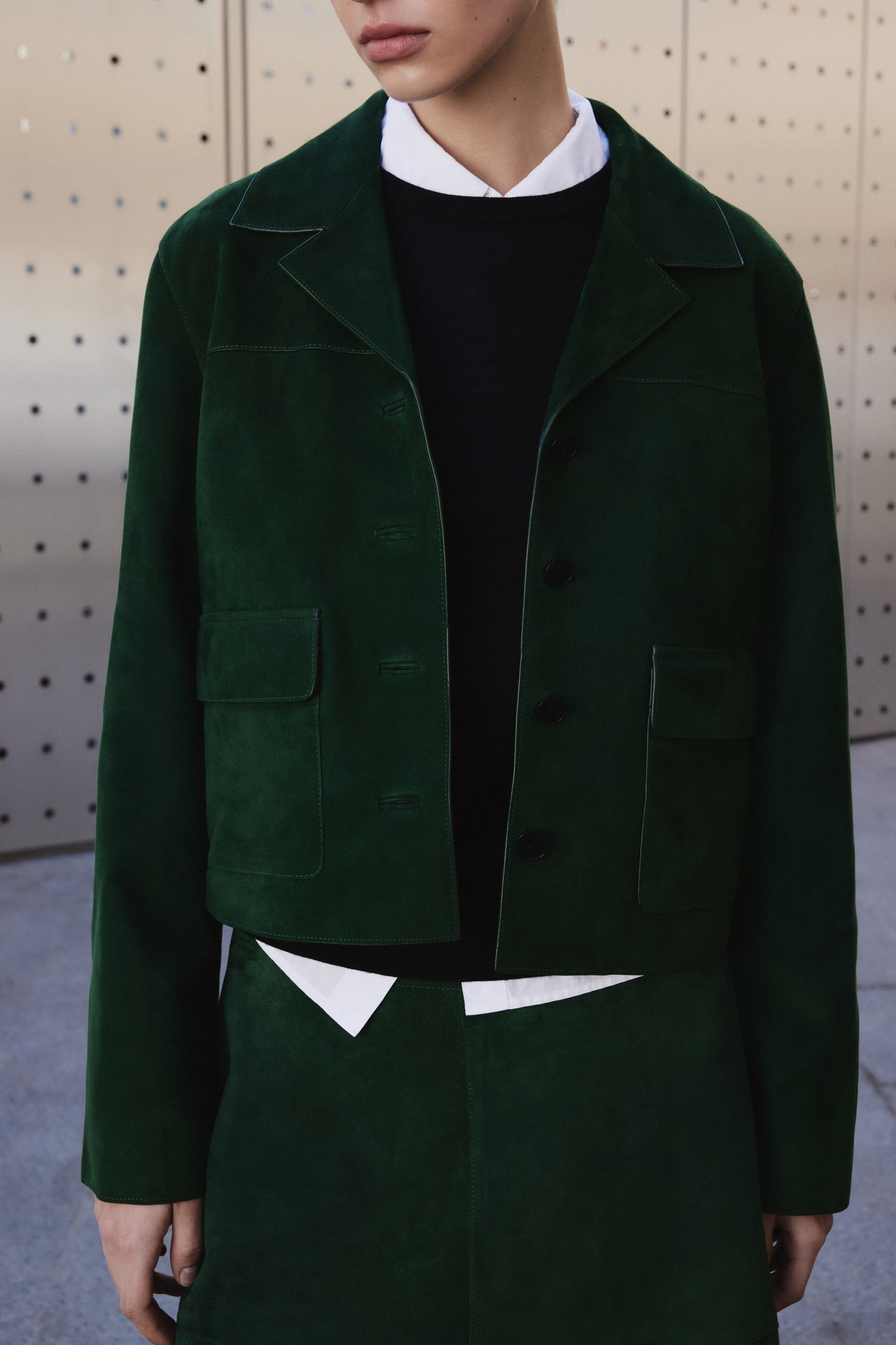 DARK GREEN