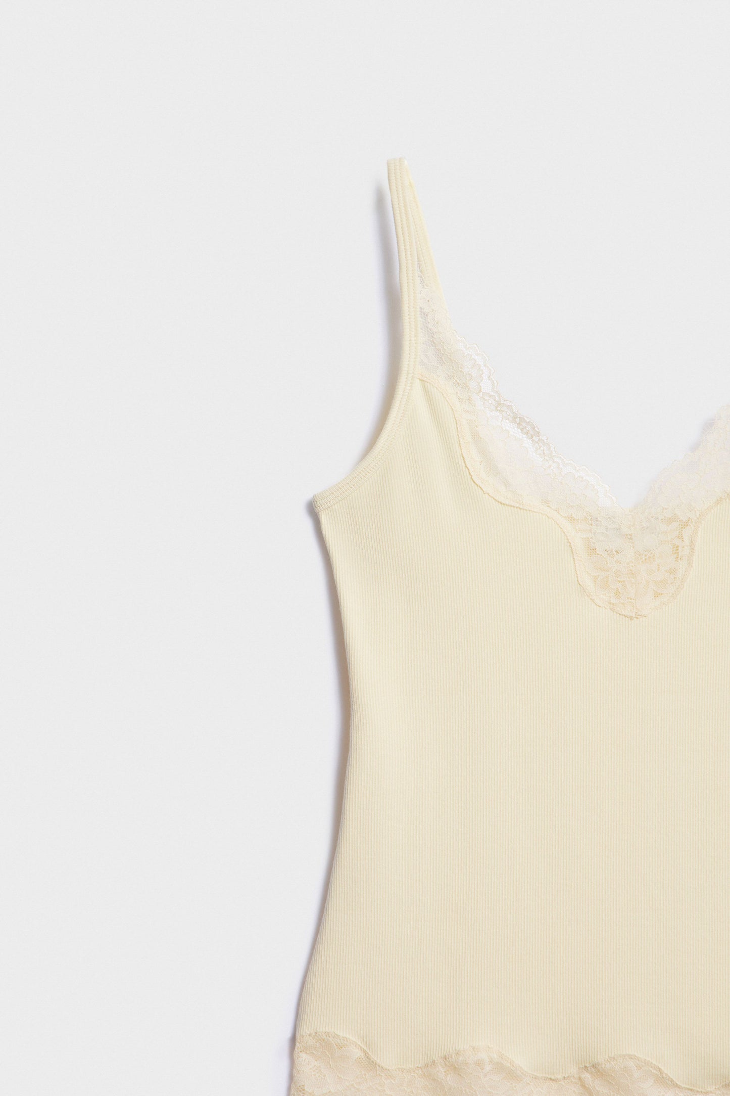 LIGHT YELLOW