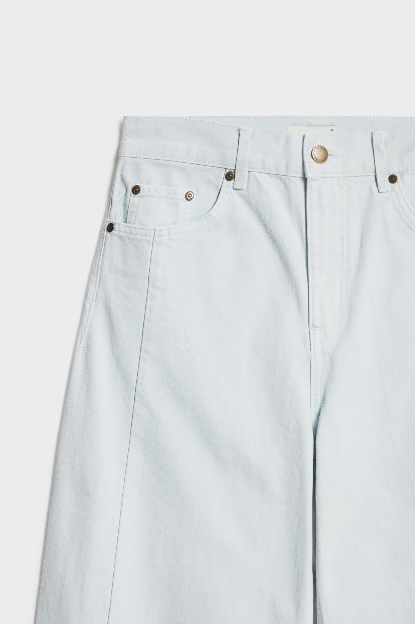 PALE BLUE