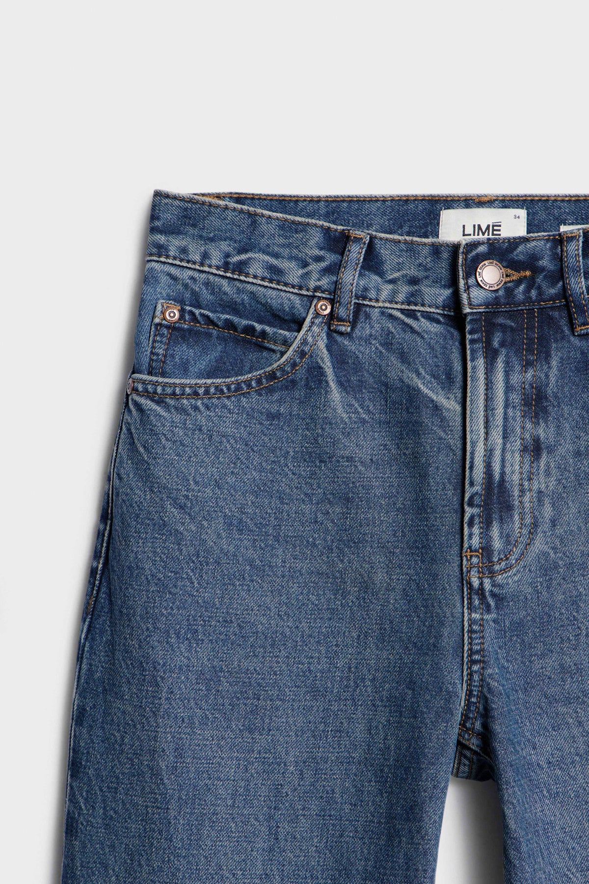 VINTAGE BLUE