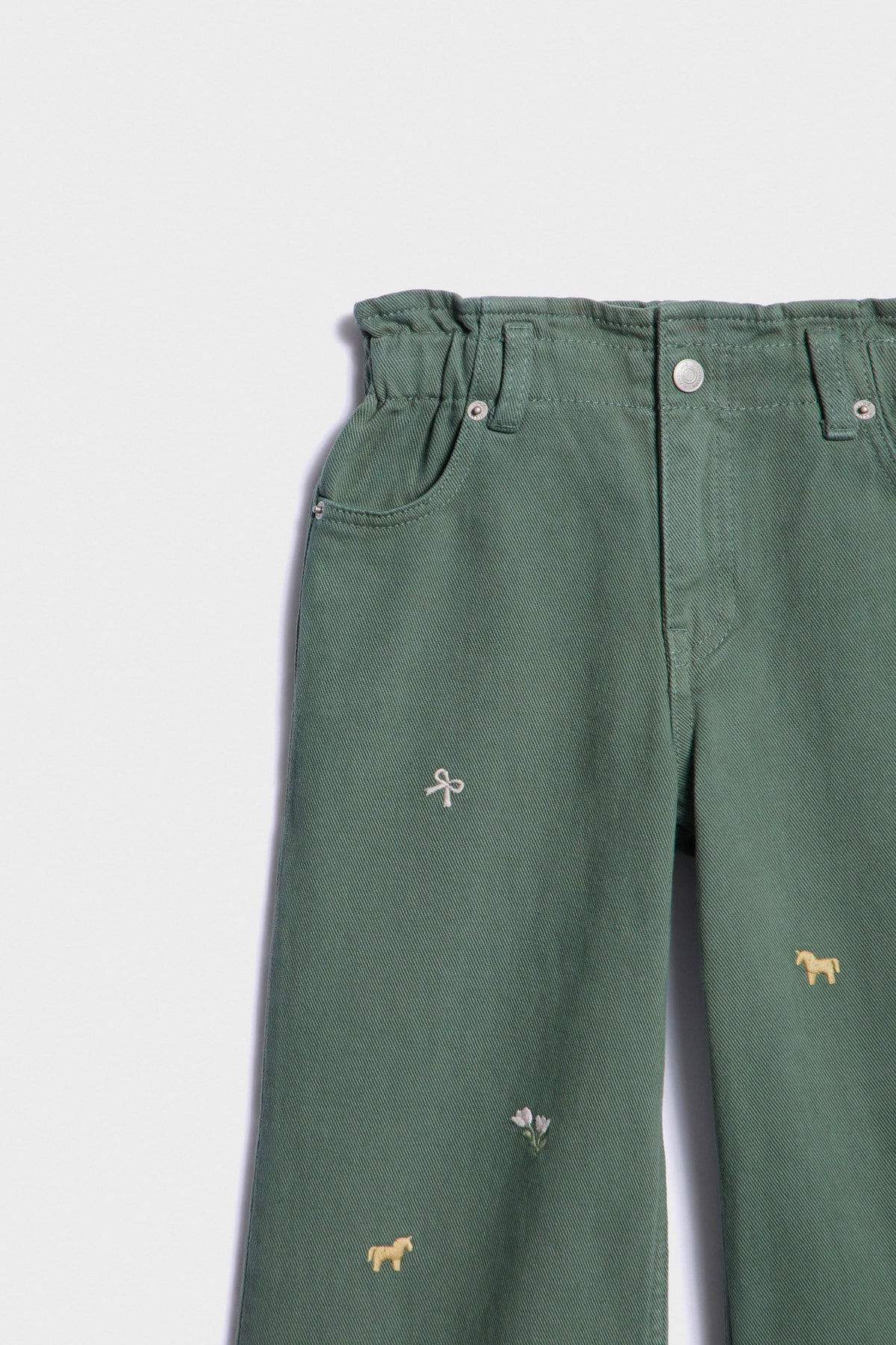 DARK GREEN