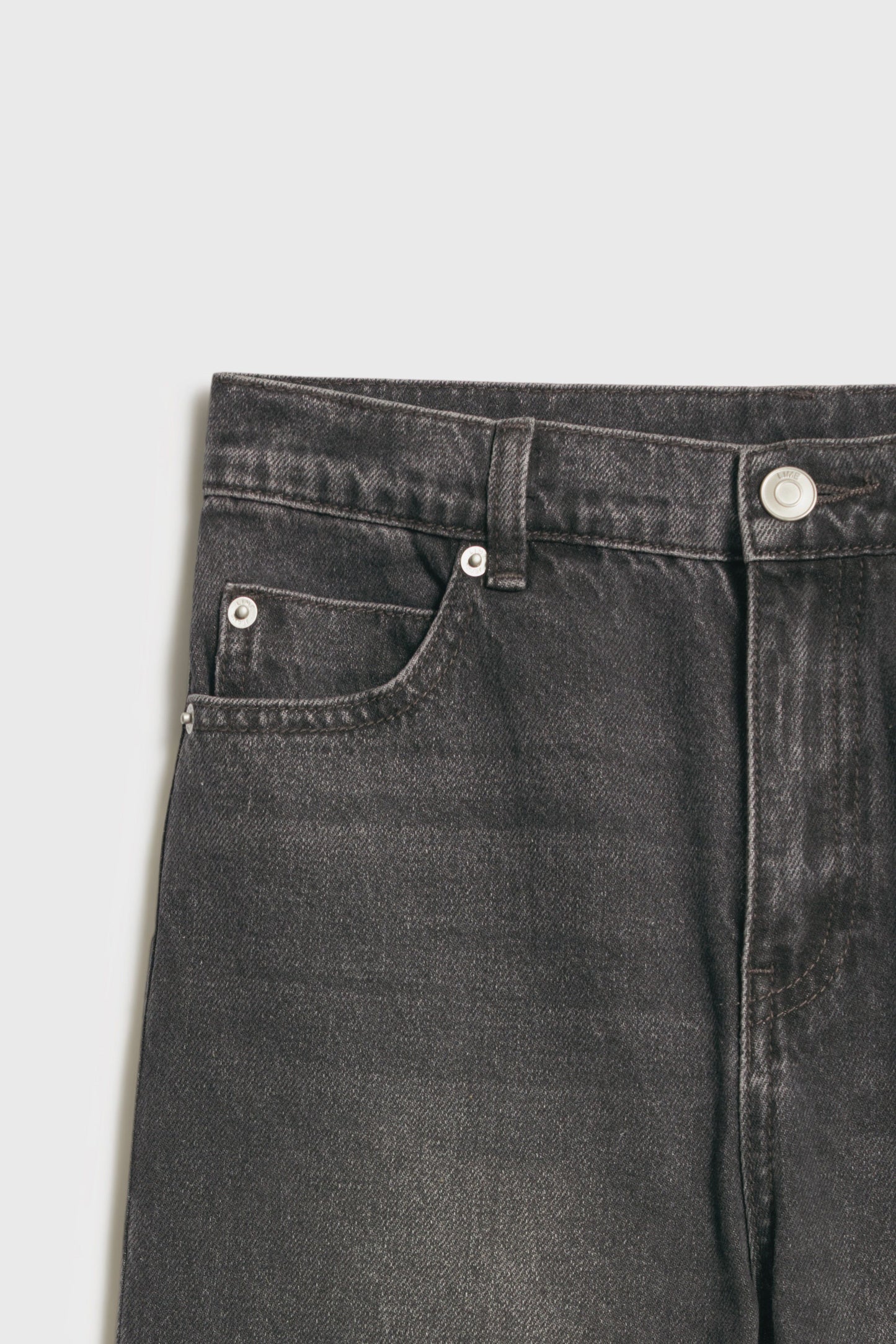 WASHED BLACK
