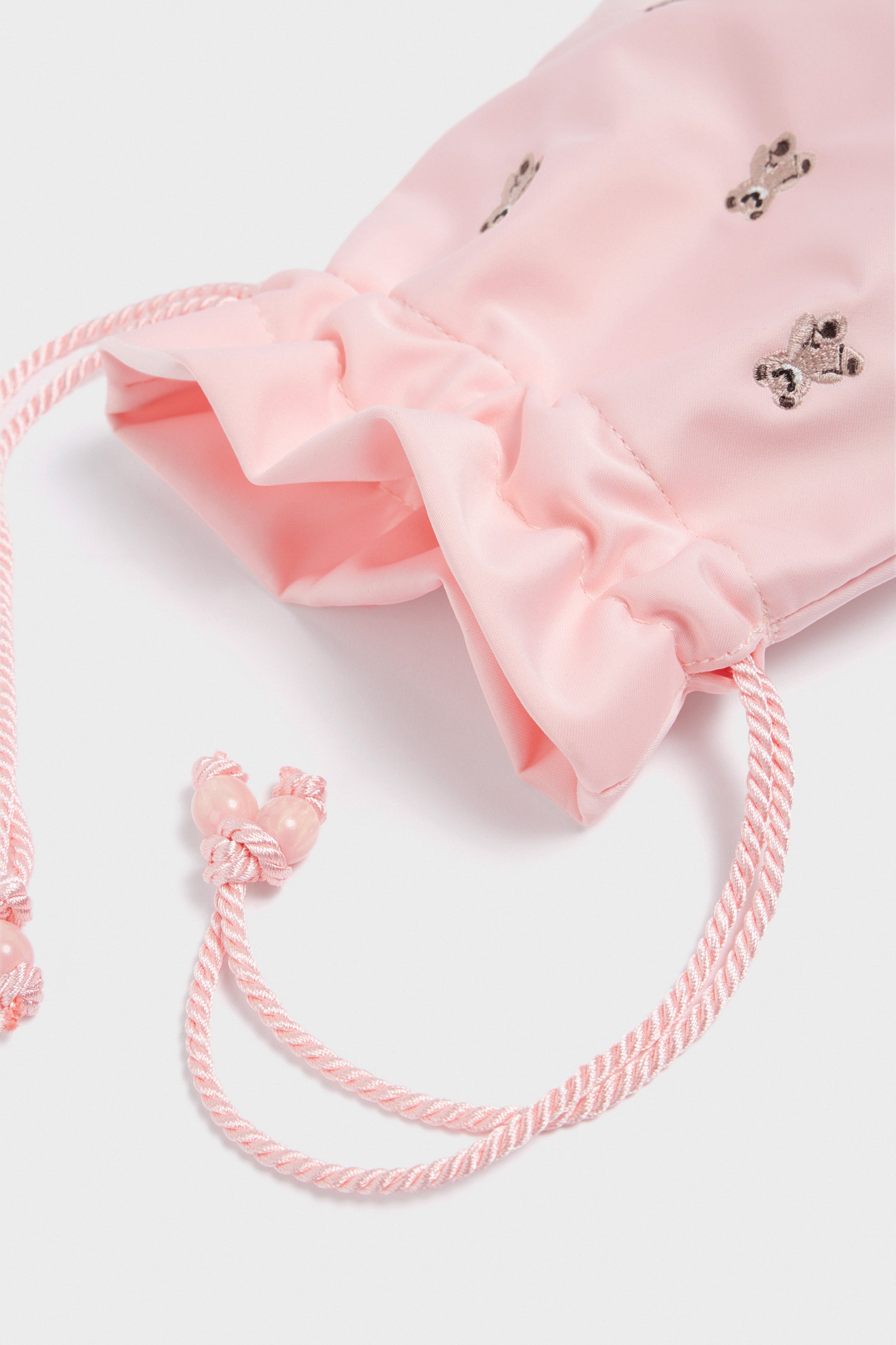 LIGHT PINK