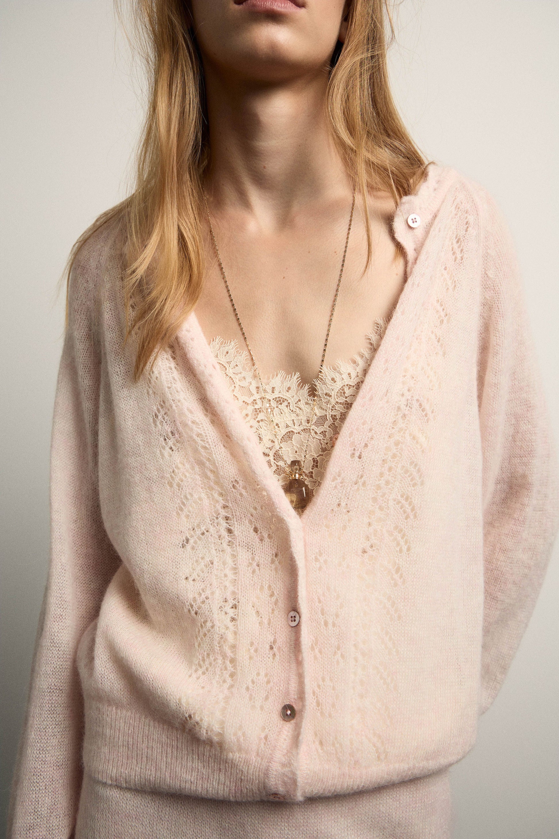 LIGHT PINK
