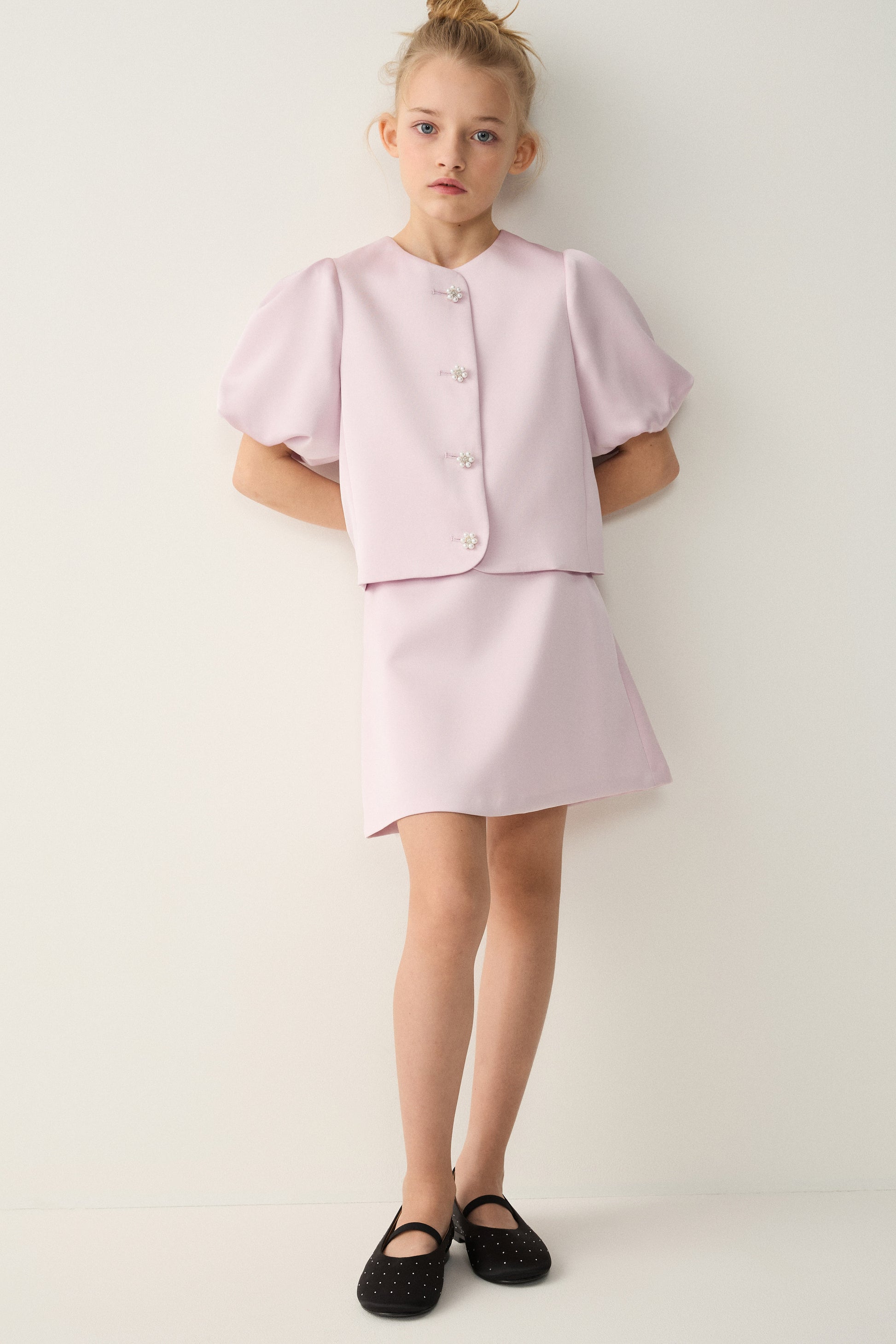 LIGHT PINK