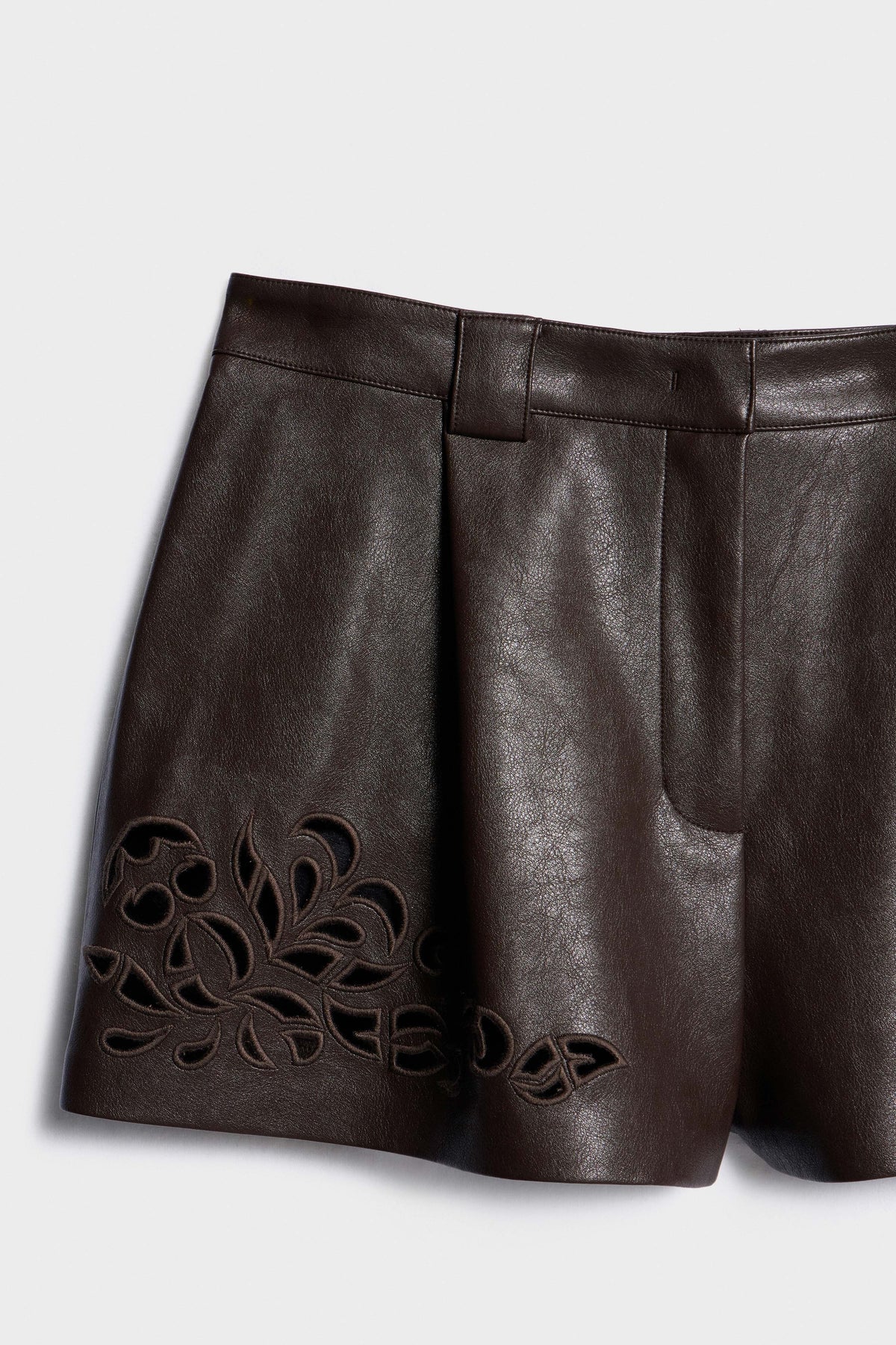 DARK BROWN