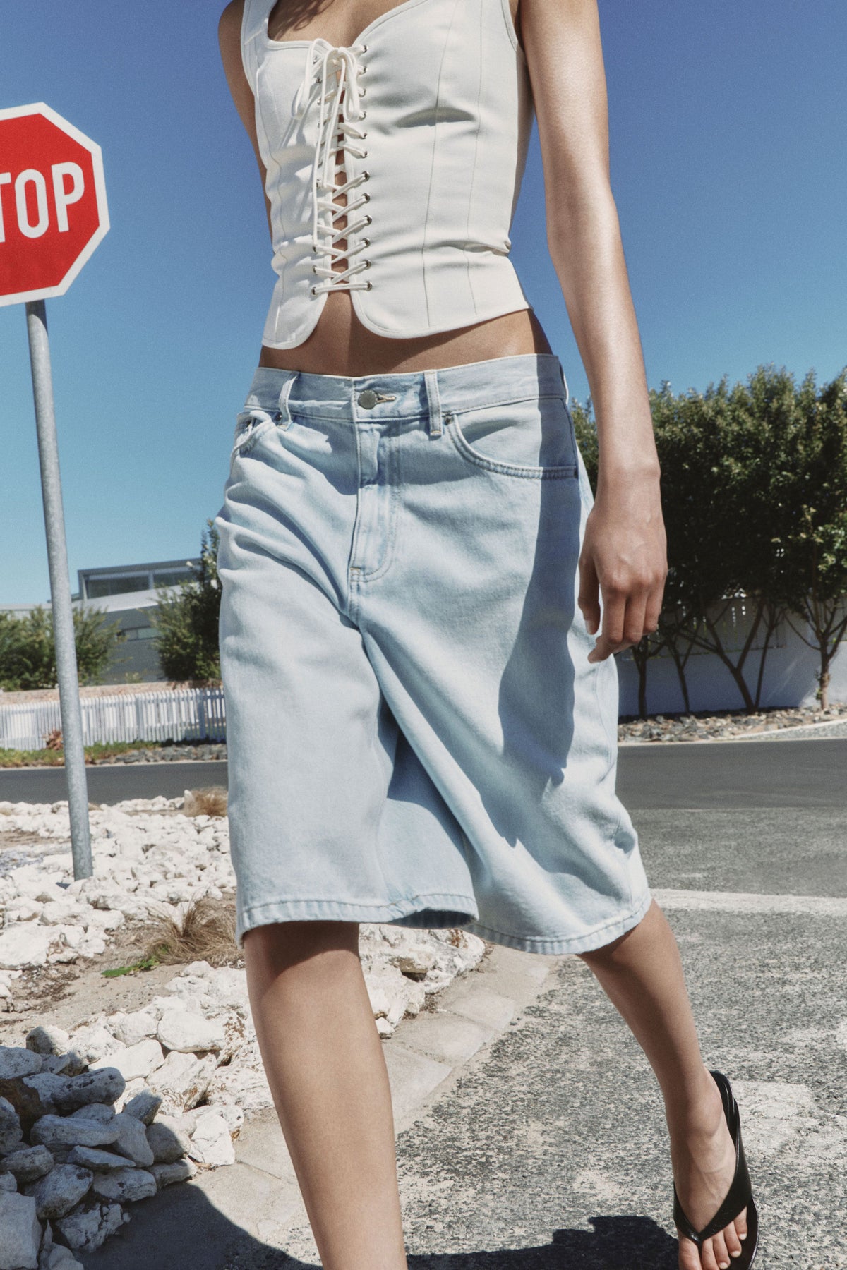 LIGHT BLUE