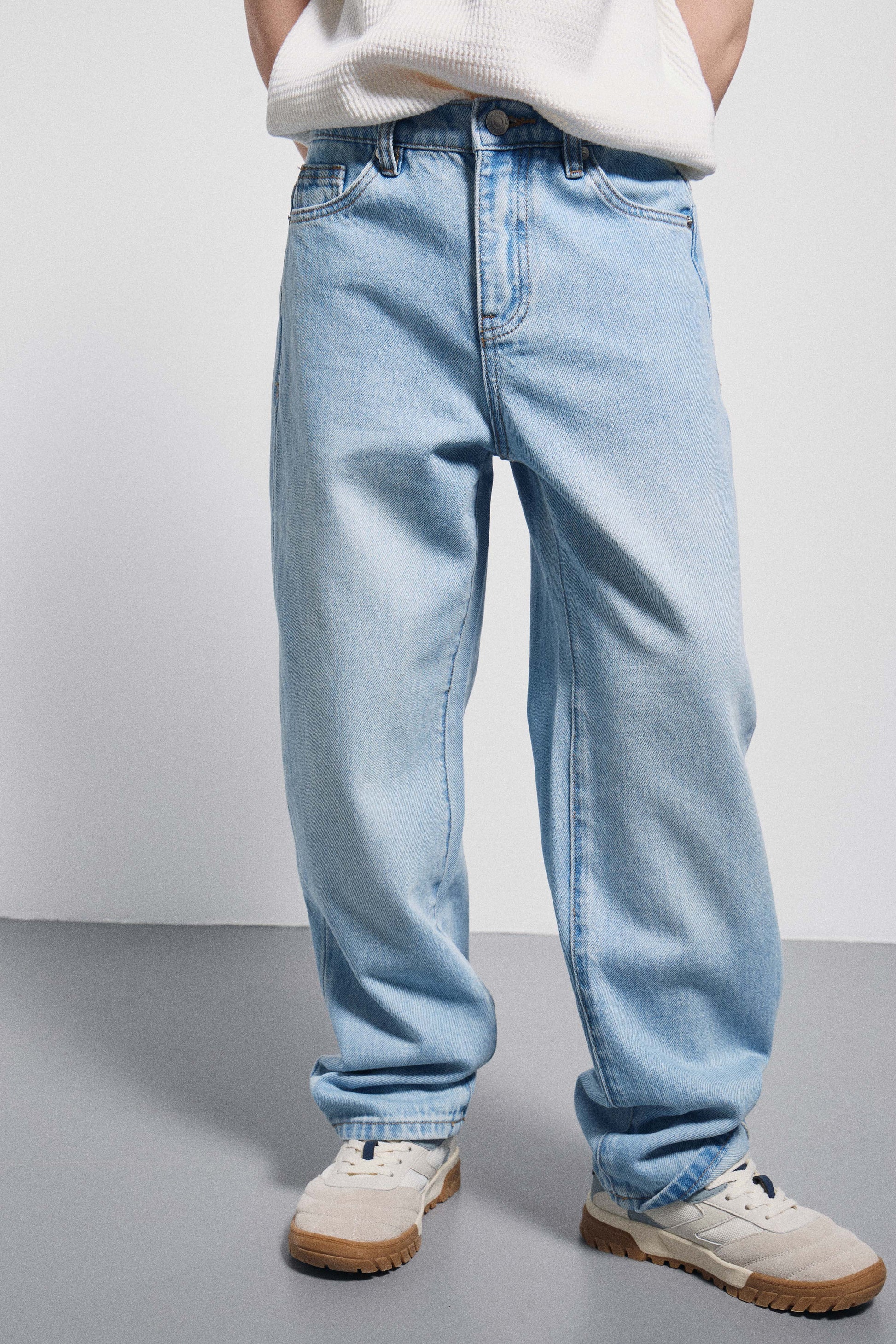 PALE BLUE