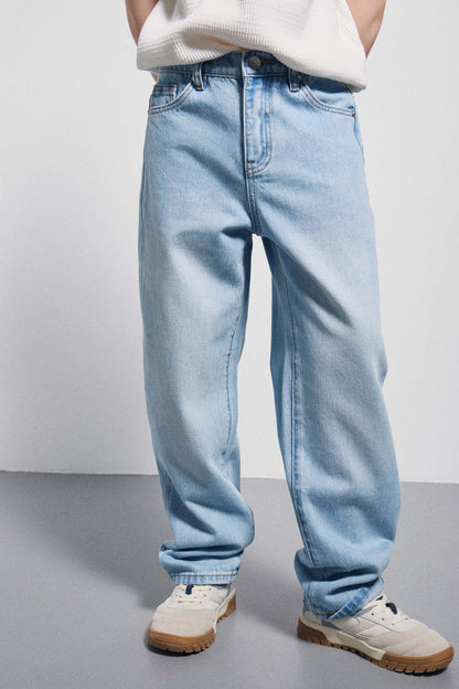 PALE BLUE