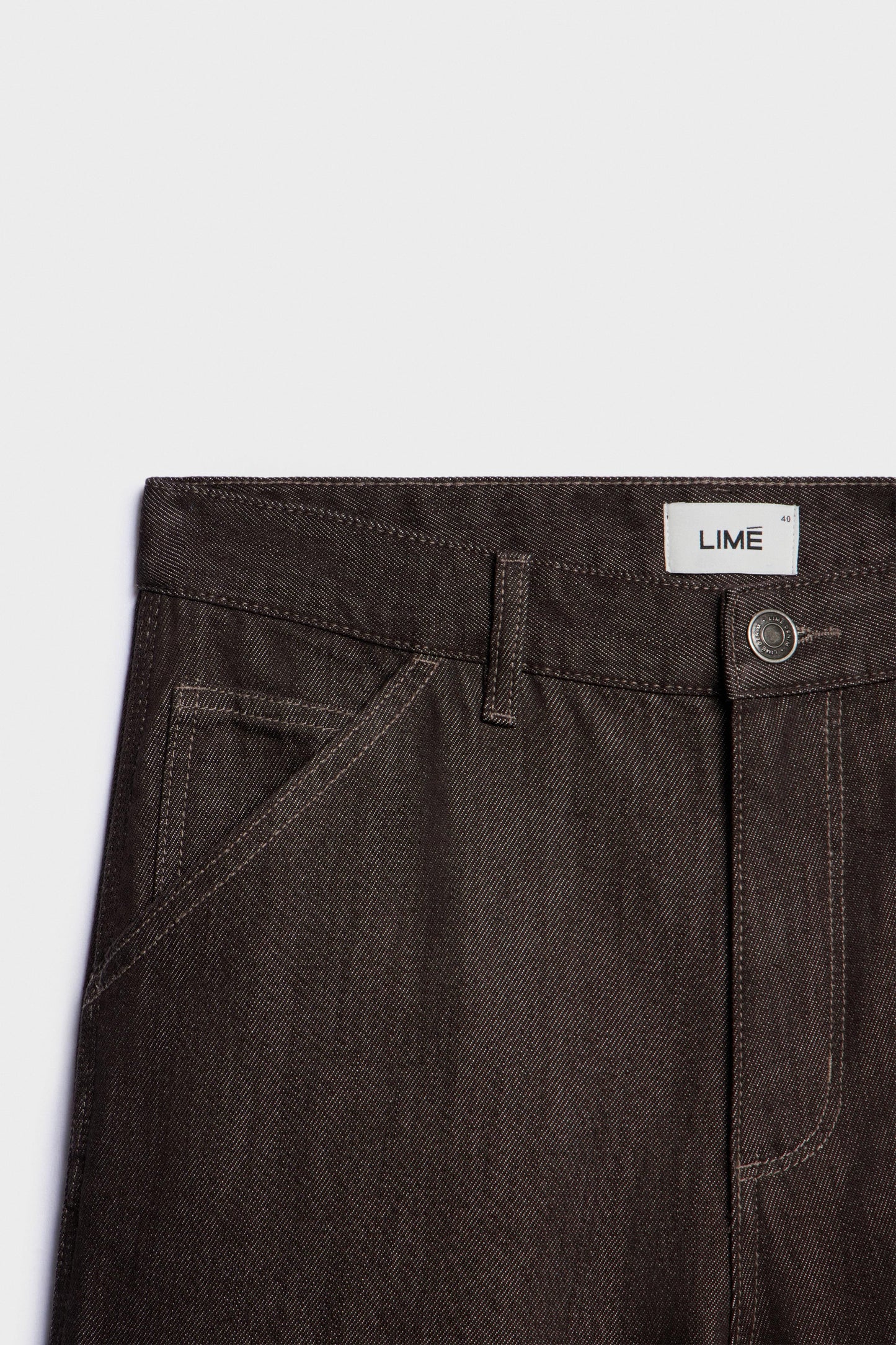 DARK BROWN