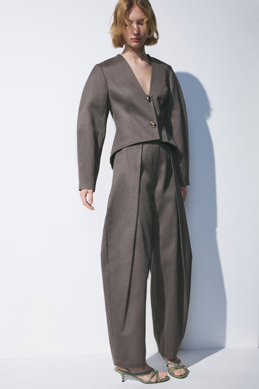 GRAY BROWN