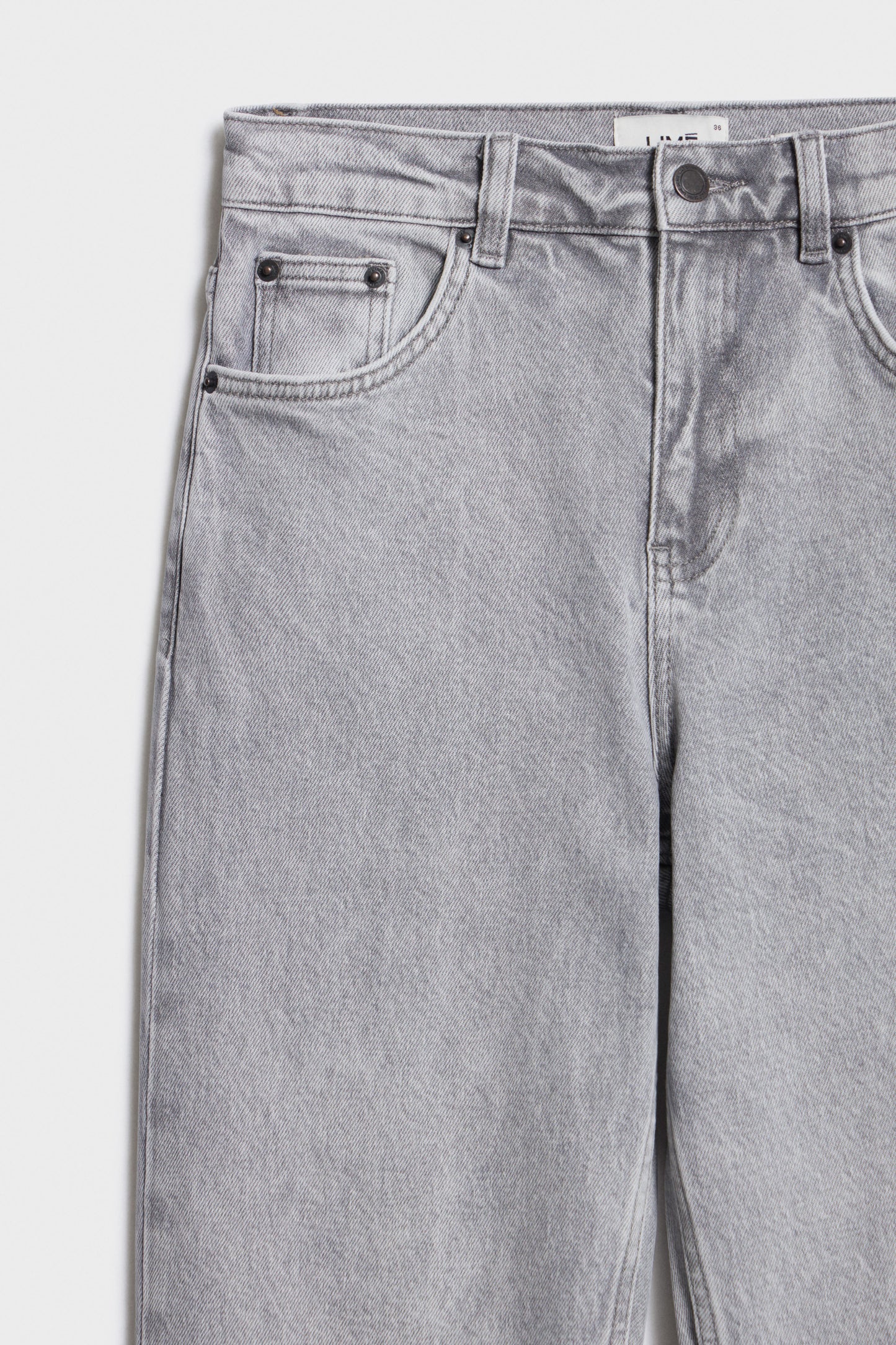 ARCTIC GREY