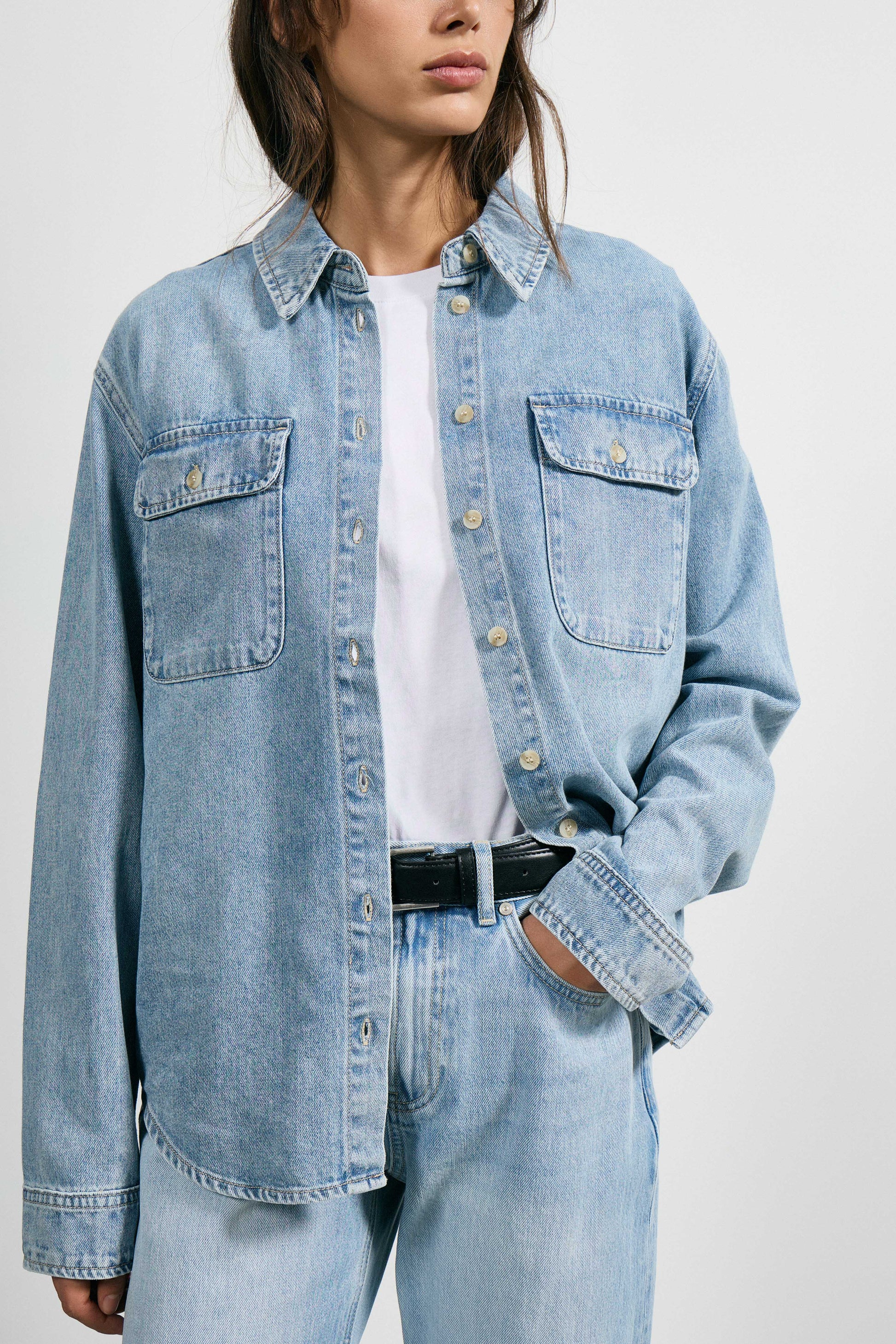 ANTIQUE BLUE
