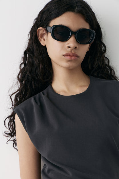 DARK GREY
