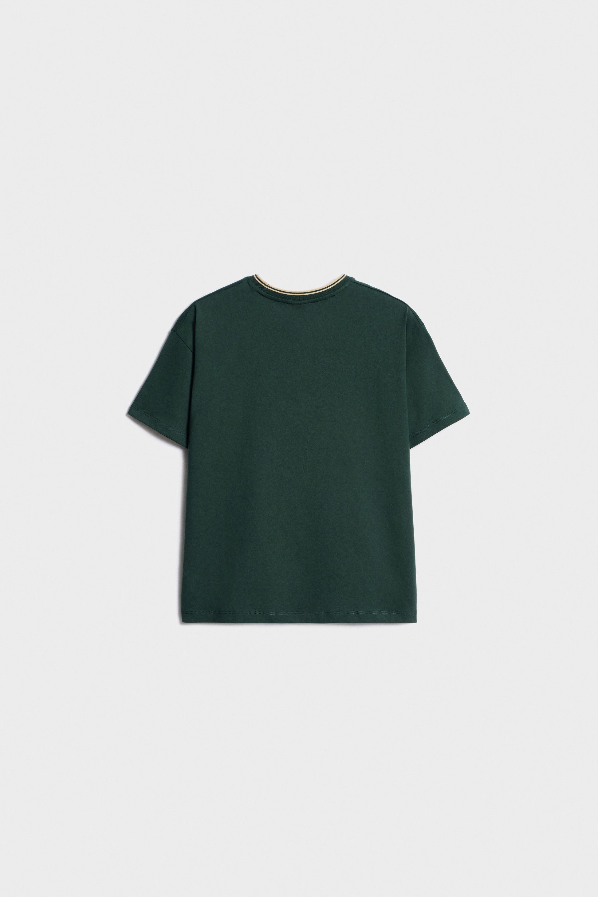 BOTTLE GREEN