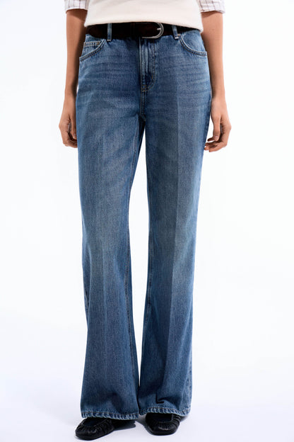 VINTAGE BLUE