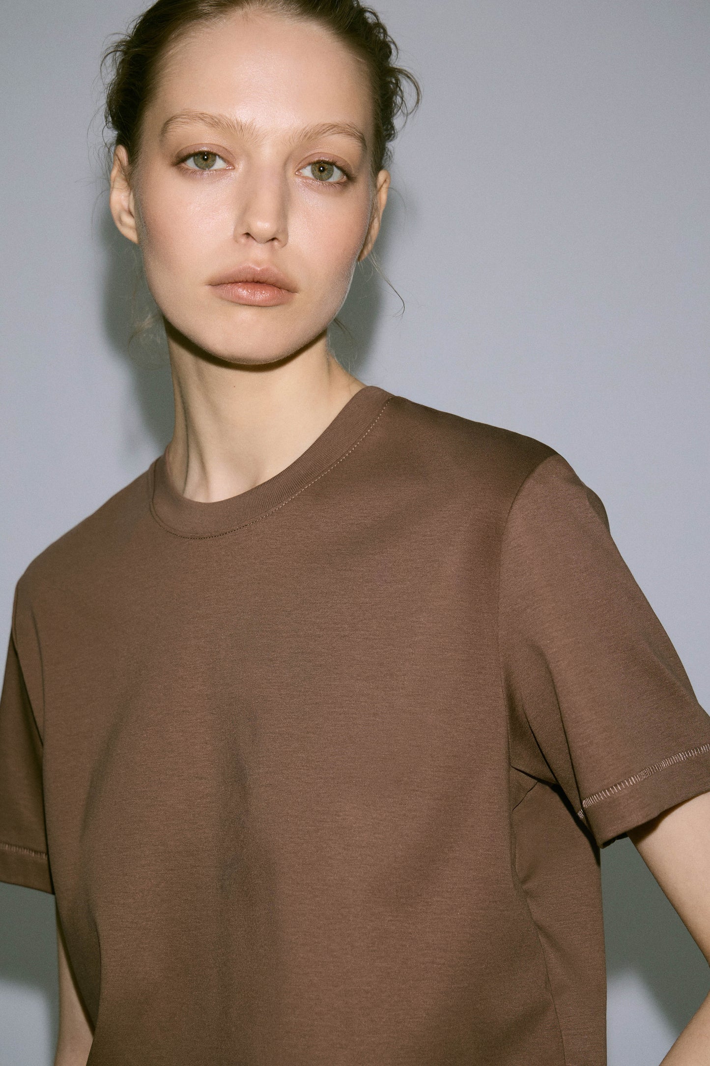 DARK BEIGE
