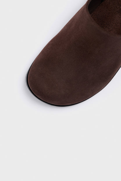 DARK BROWN