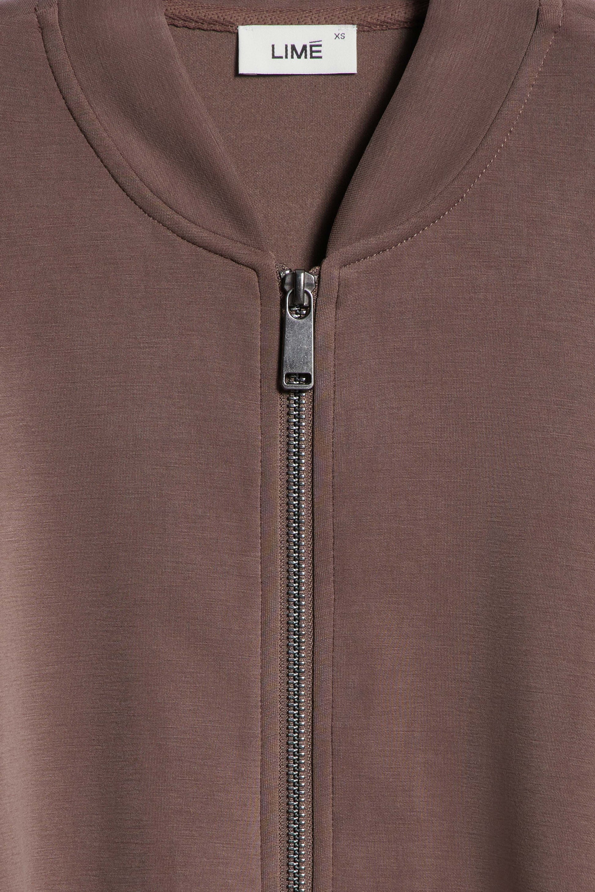 DARK BEIGE