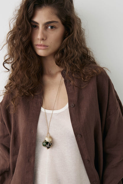 DARK BROWN