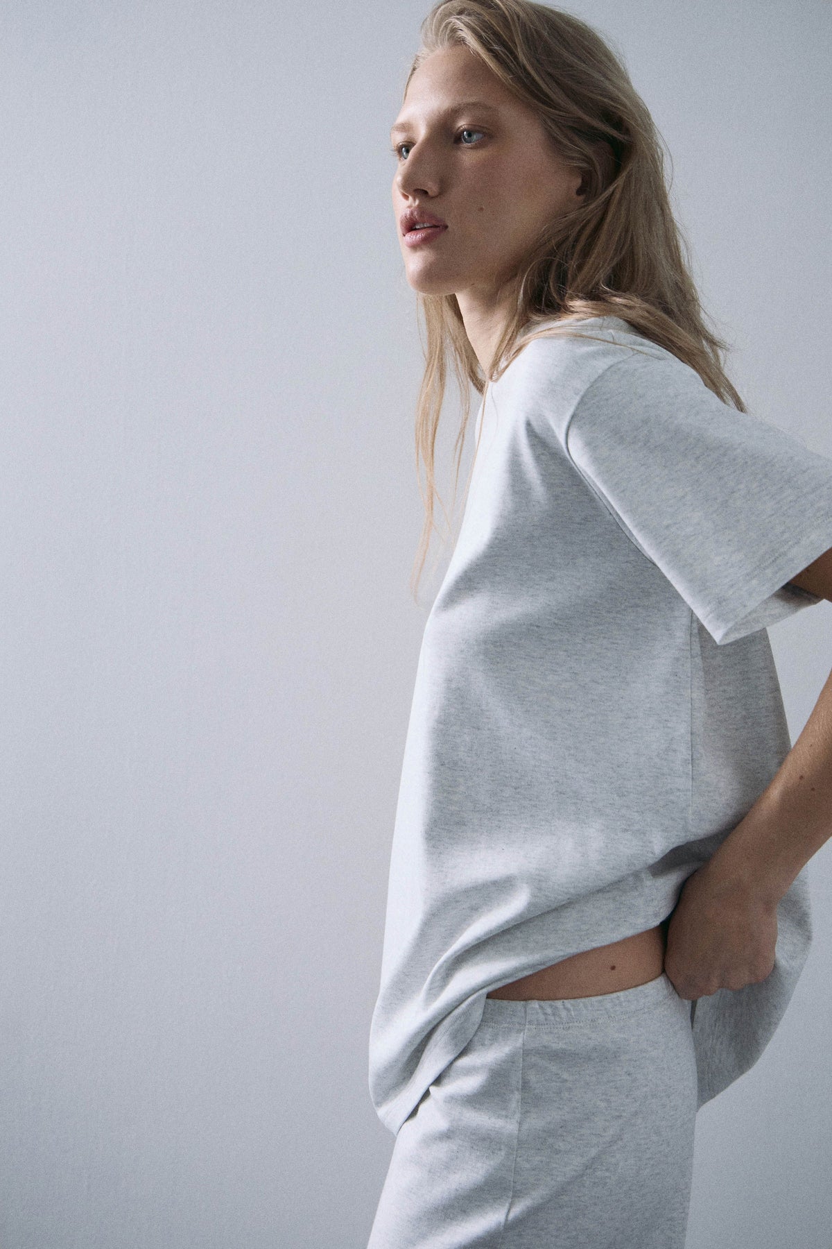 GREY MELANGE