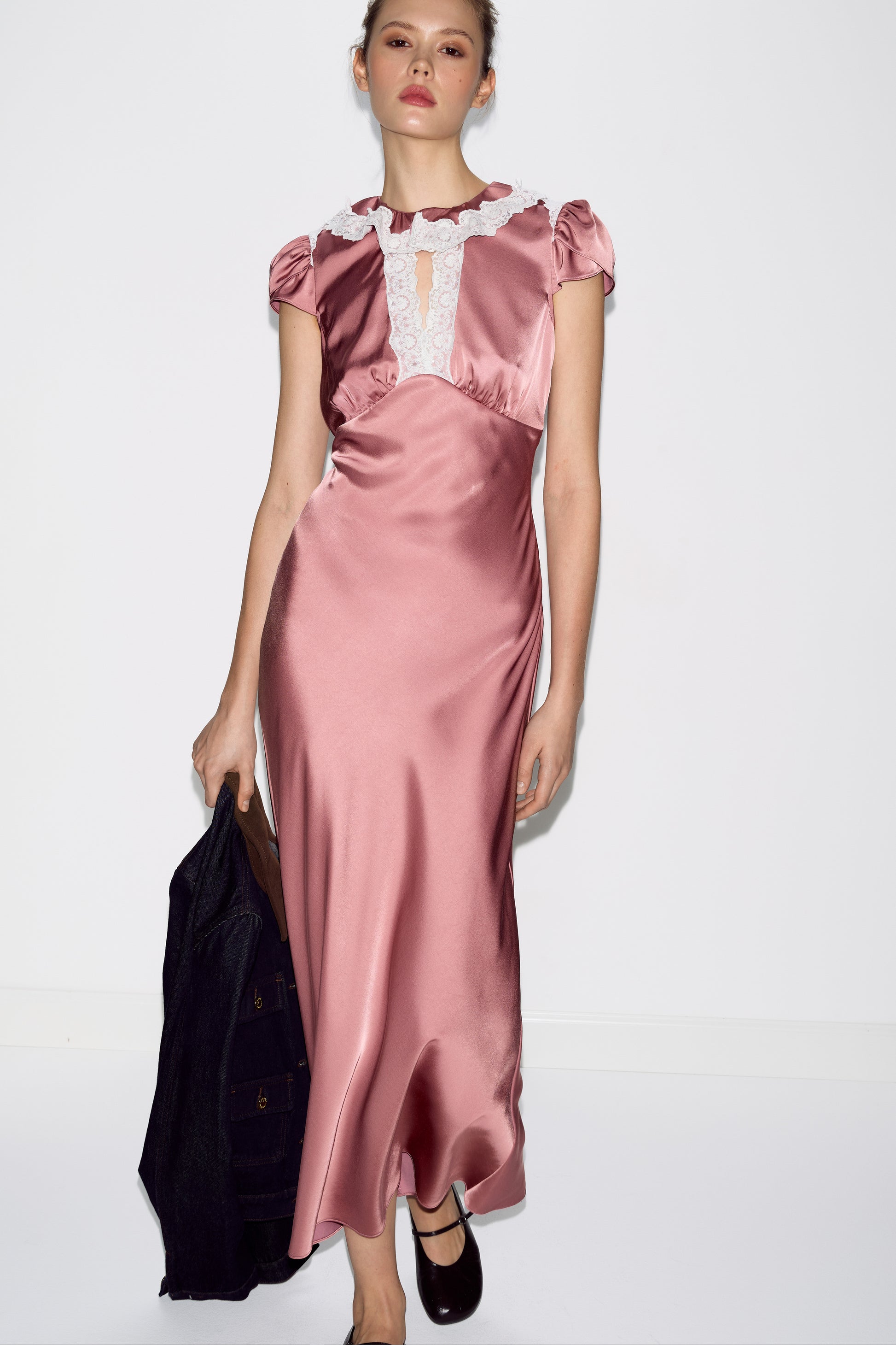 satin dress uae Shop Luxurious Satin & Silk-Style Dresses in UAE CHIC LE FRIQUE