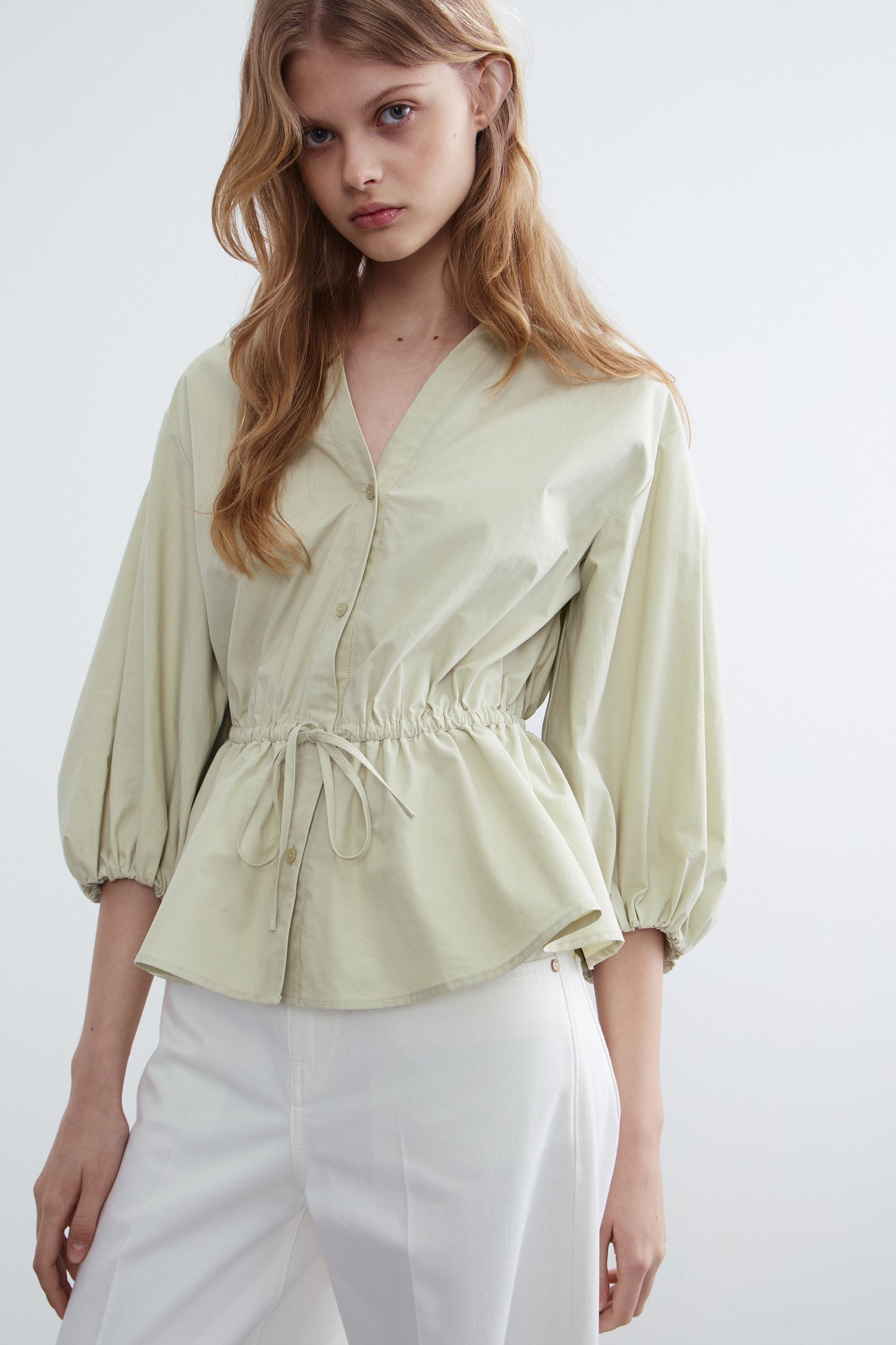 LIGHT GREEN