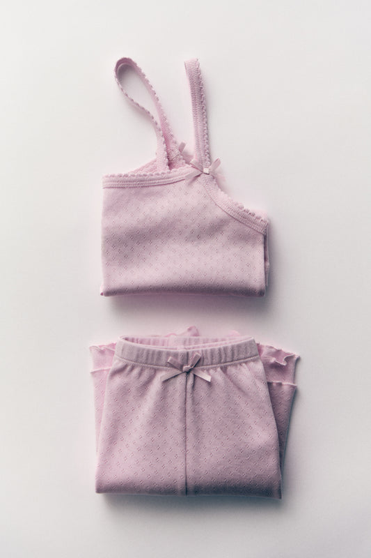 LIGHT PINK