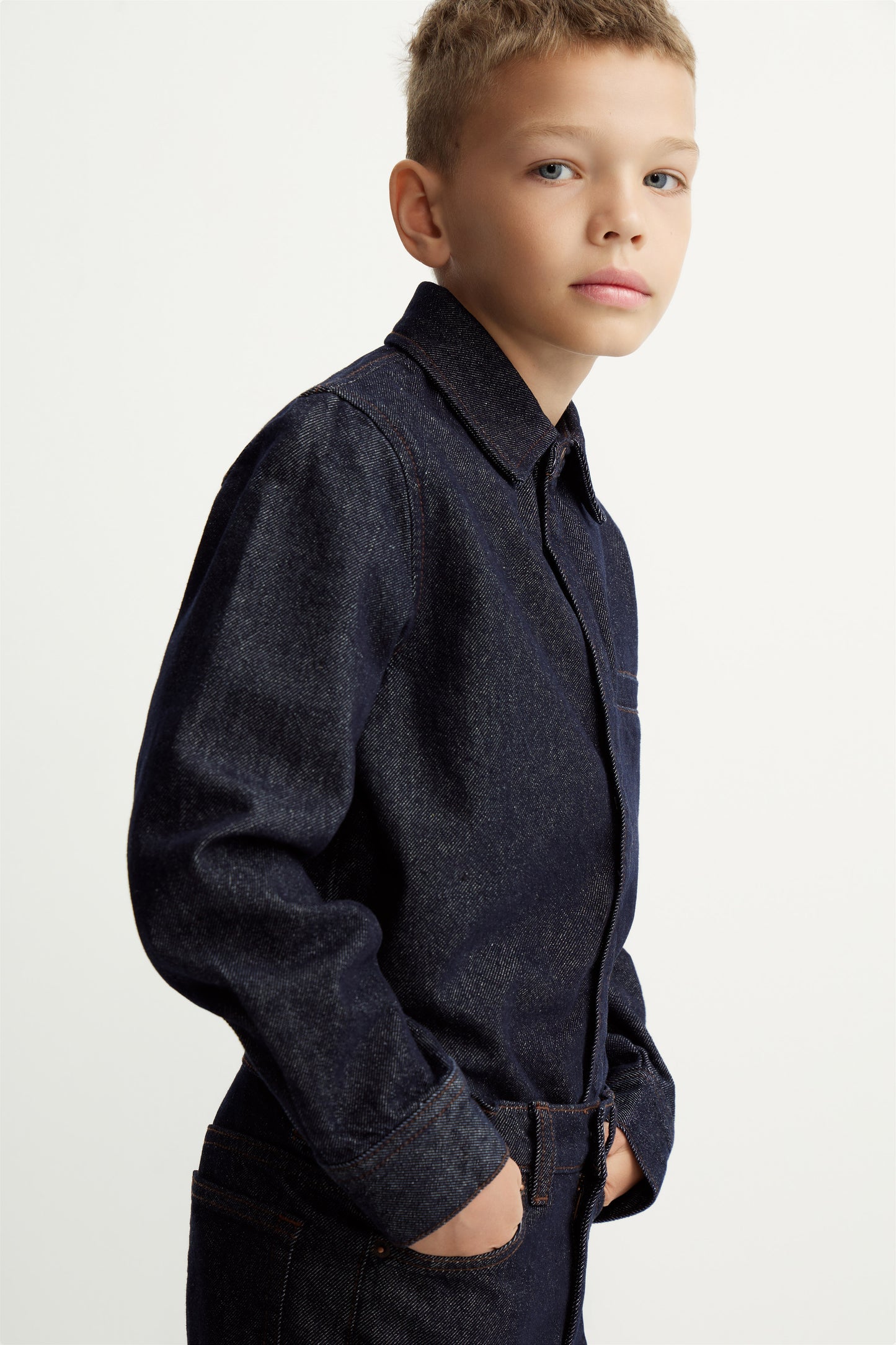 DARK BLUE