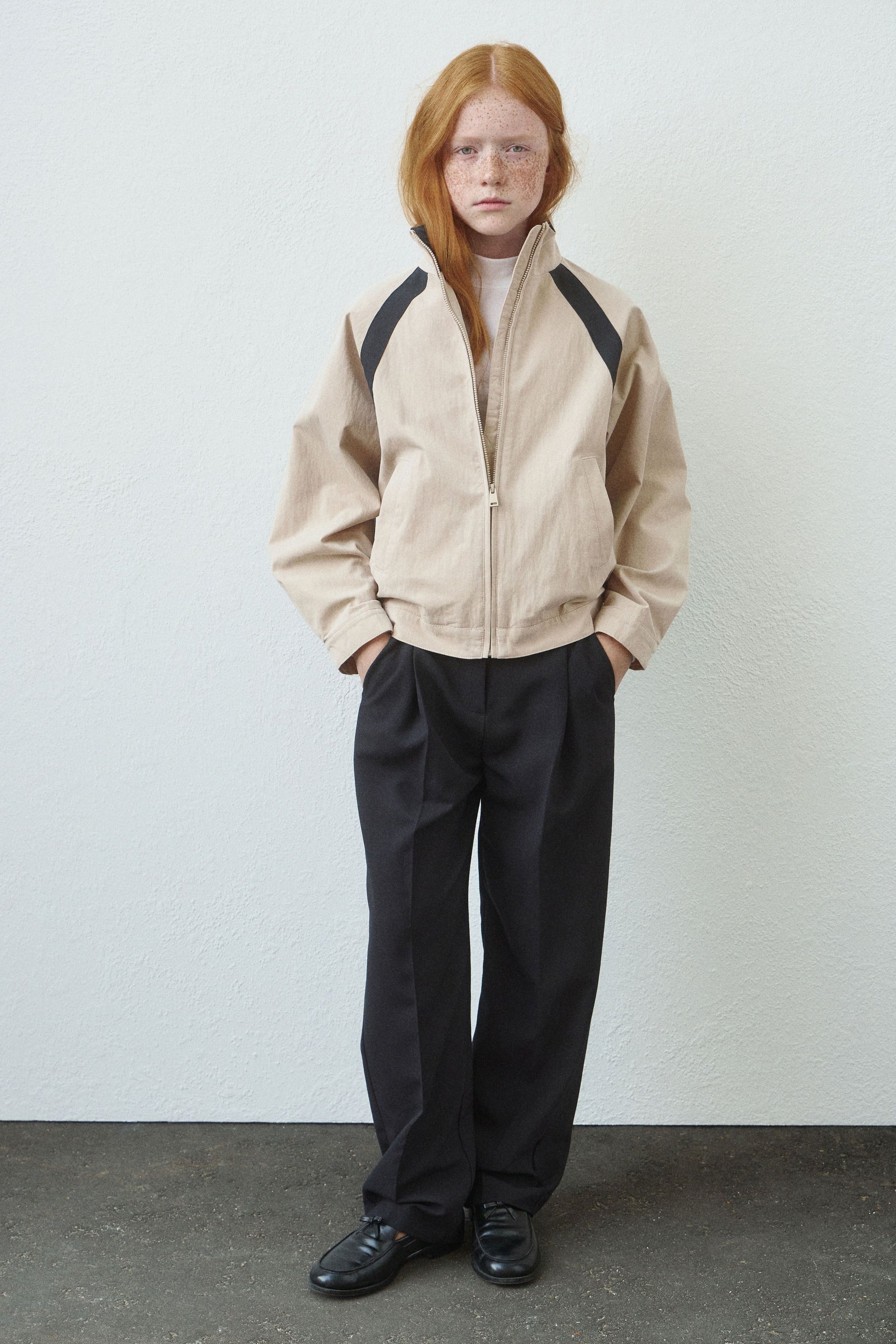LIGHT BEIGE