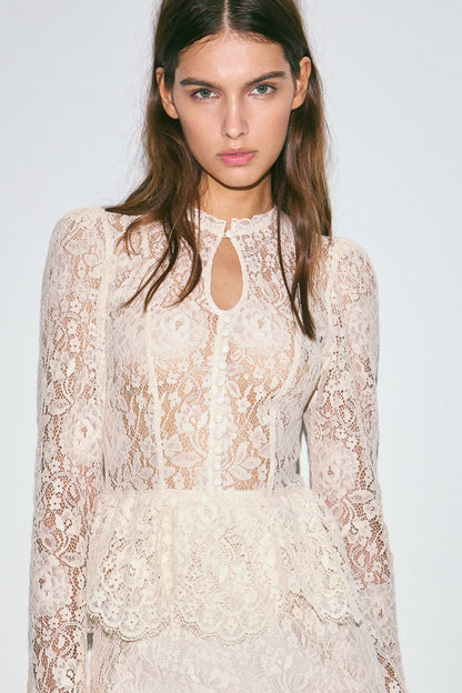 POWDER BEIGE