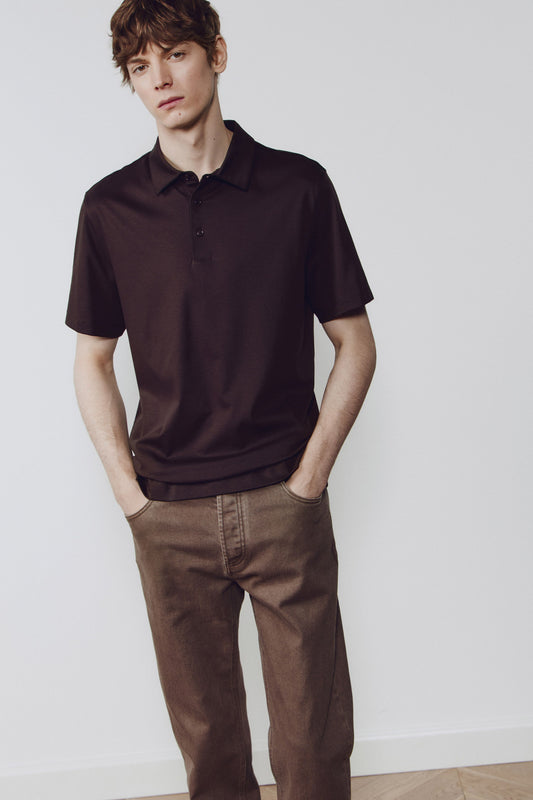 DARK BROWN