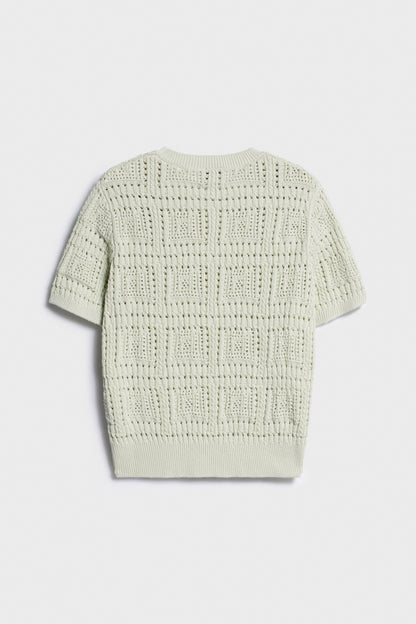 LIGHT GREEN