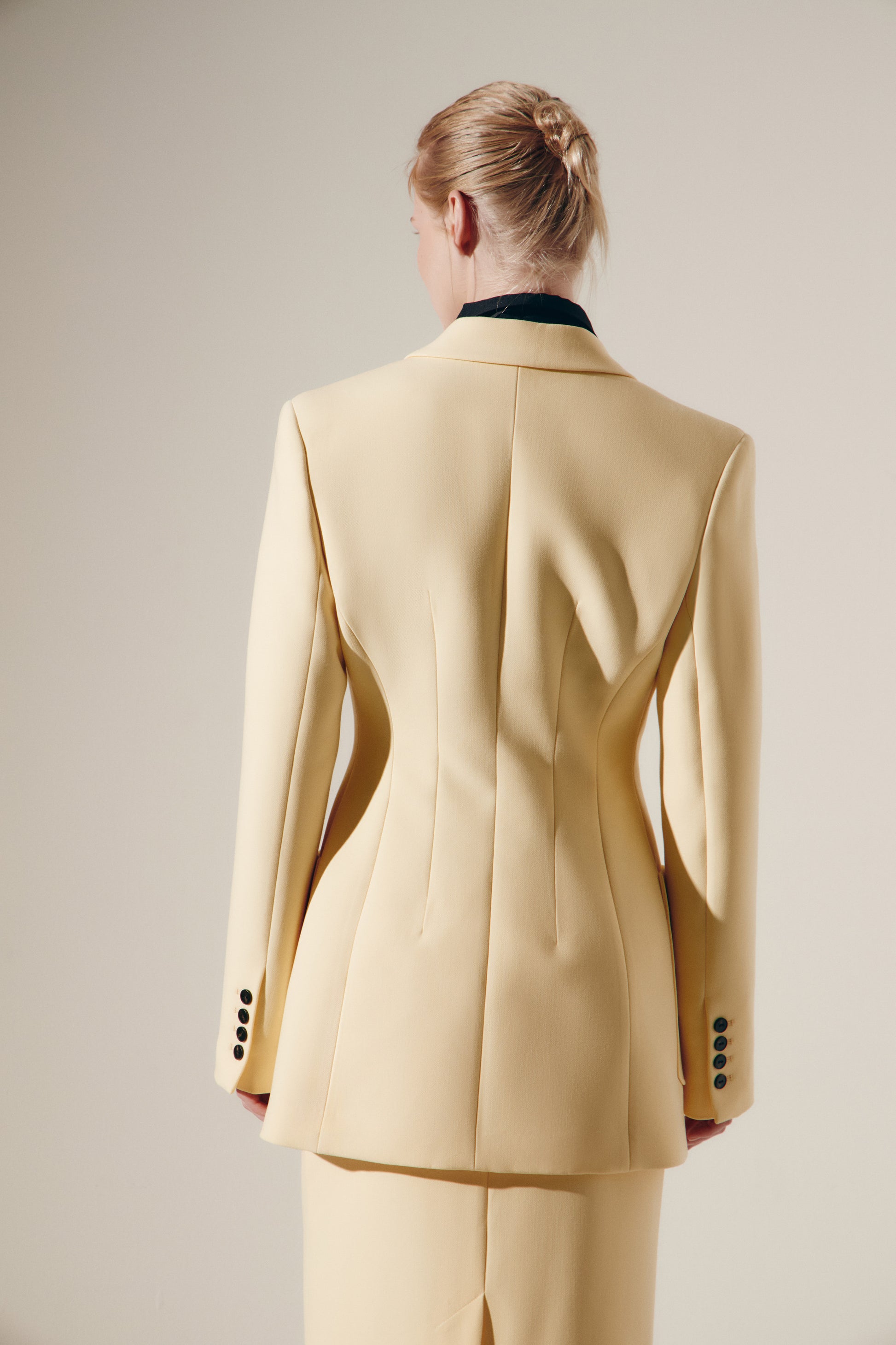LIGHT YELLOW