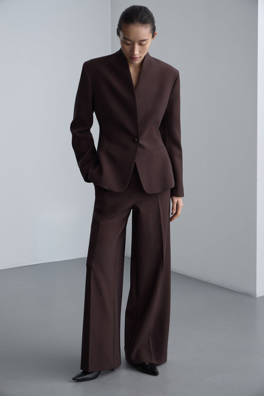 DARK BROWN