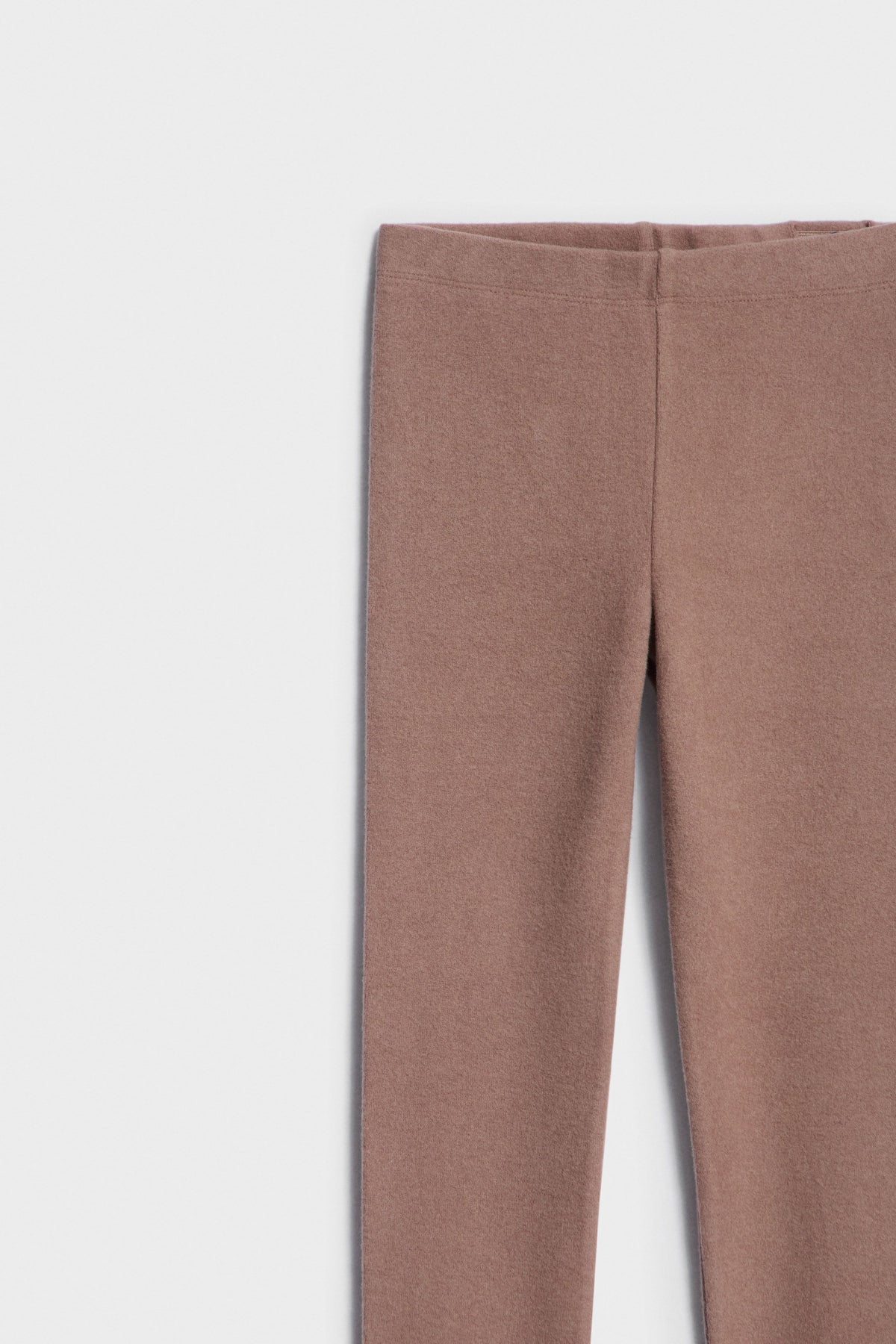 DARK BEIGE
