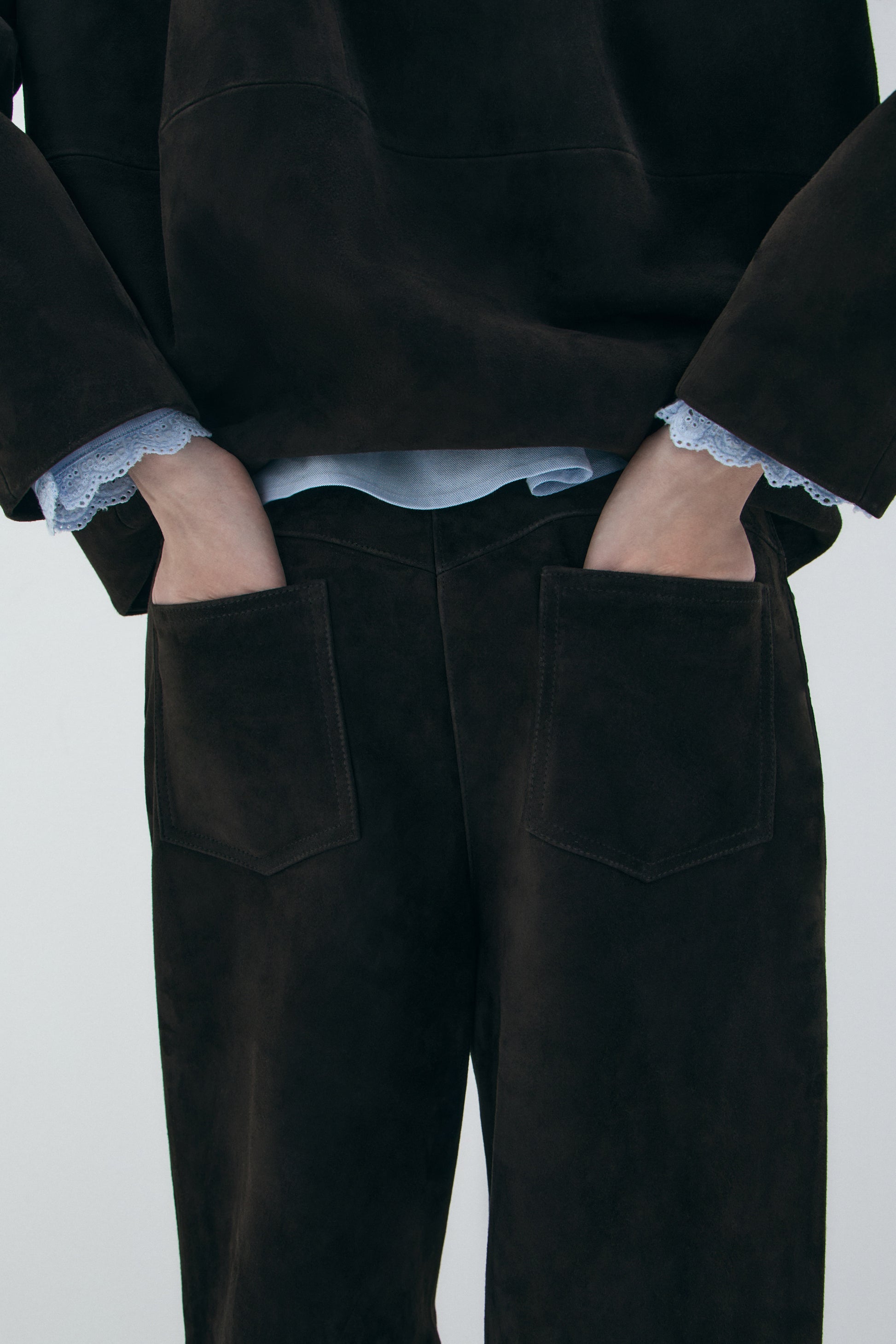 DARK BROWN