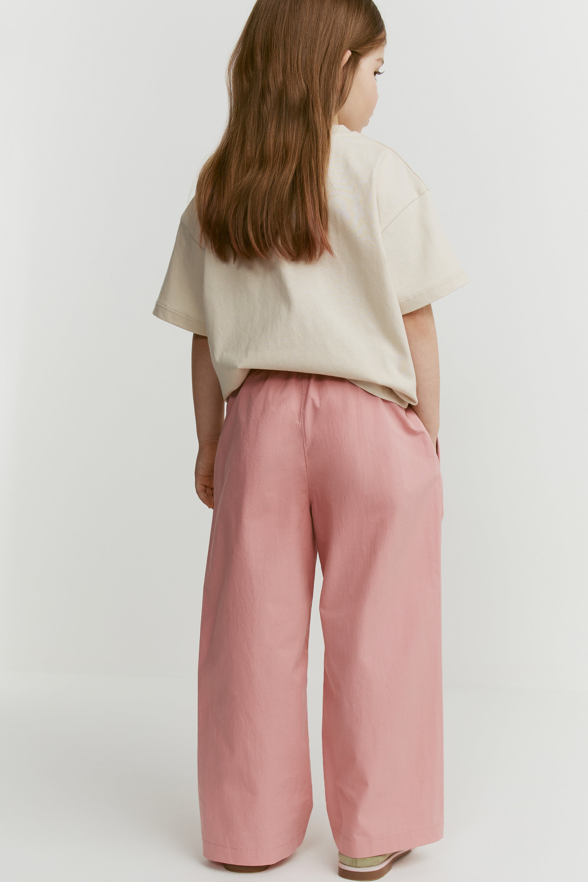 LIGHT PINK