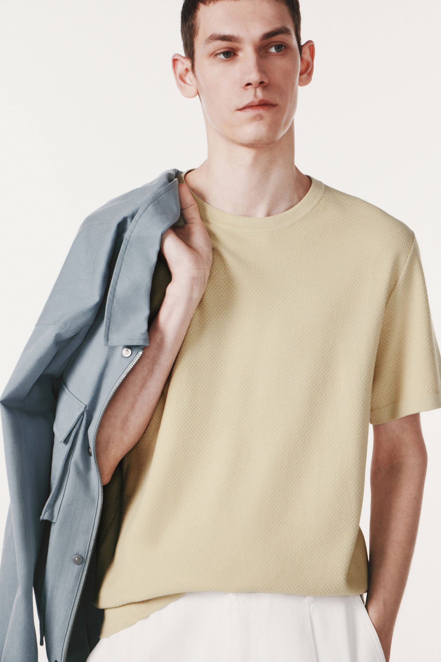 LIGHT OLIVE