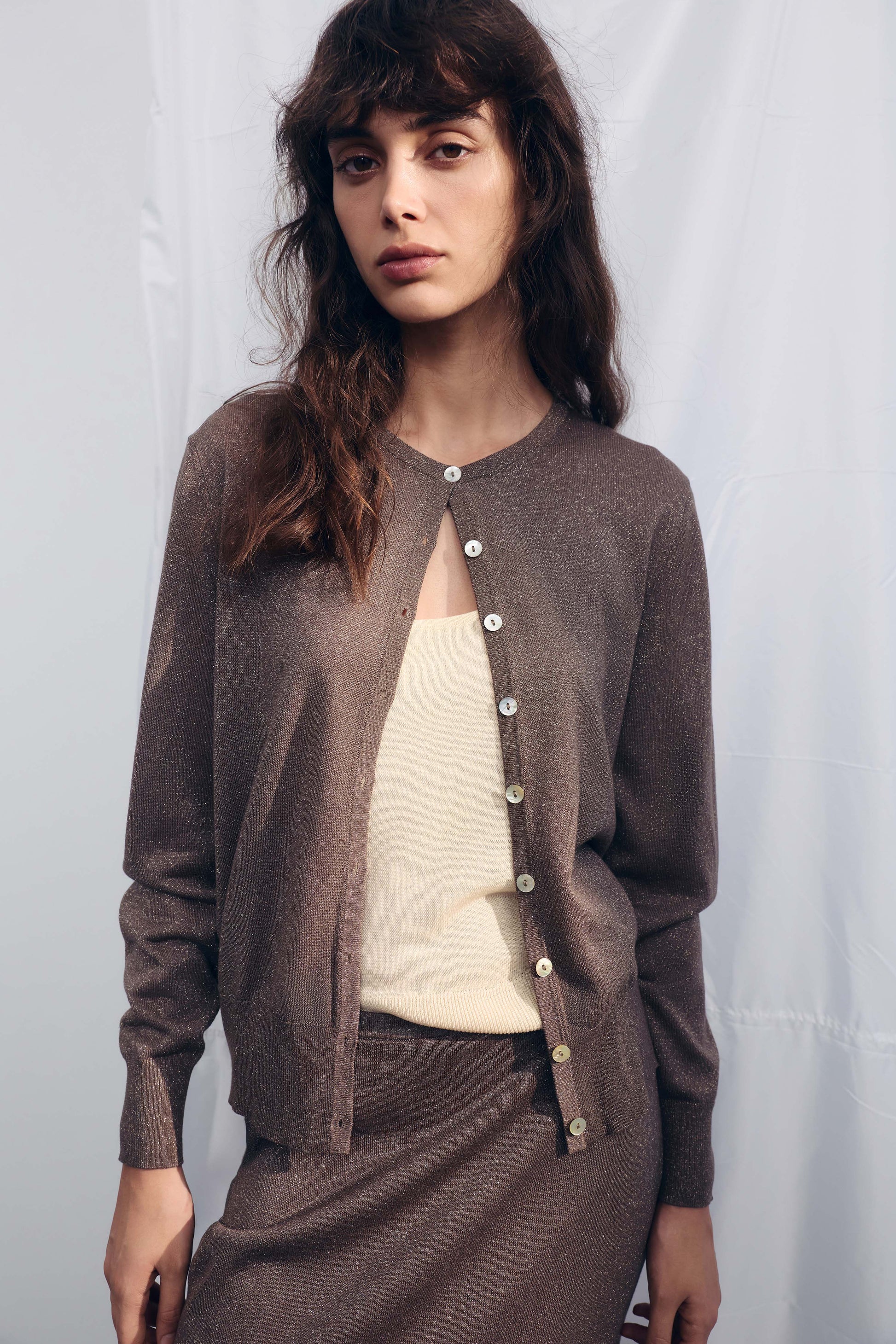 GRAY BROWN