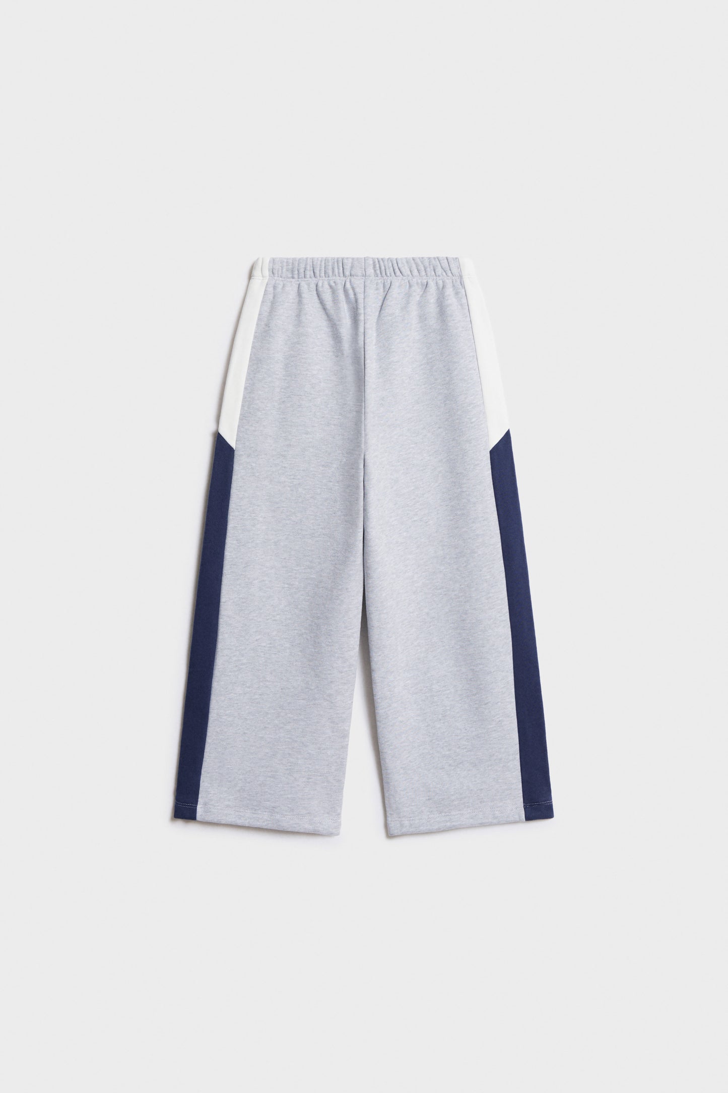 GREY MELANGE