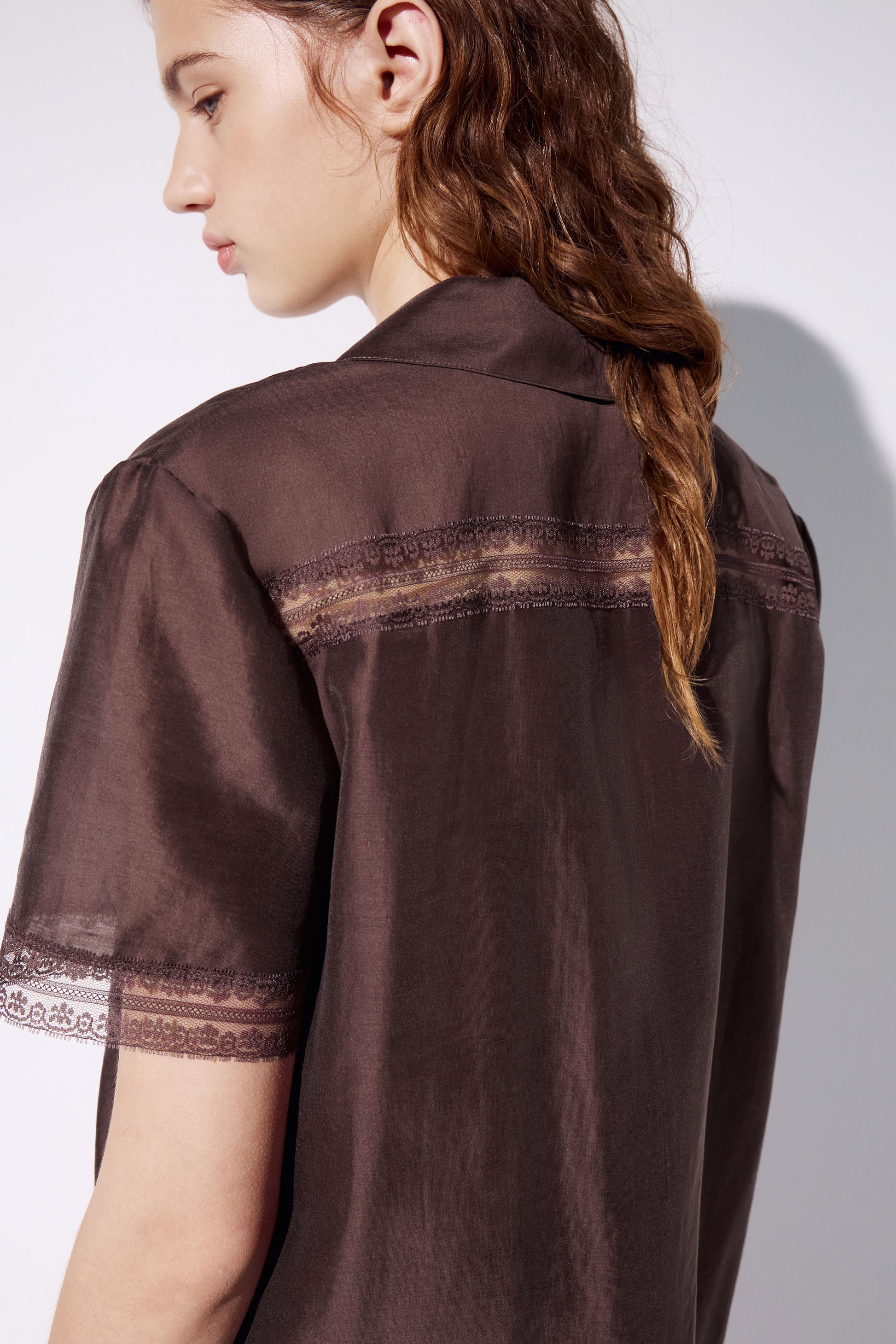 DARK BROWN