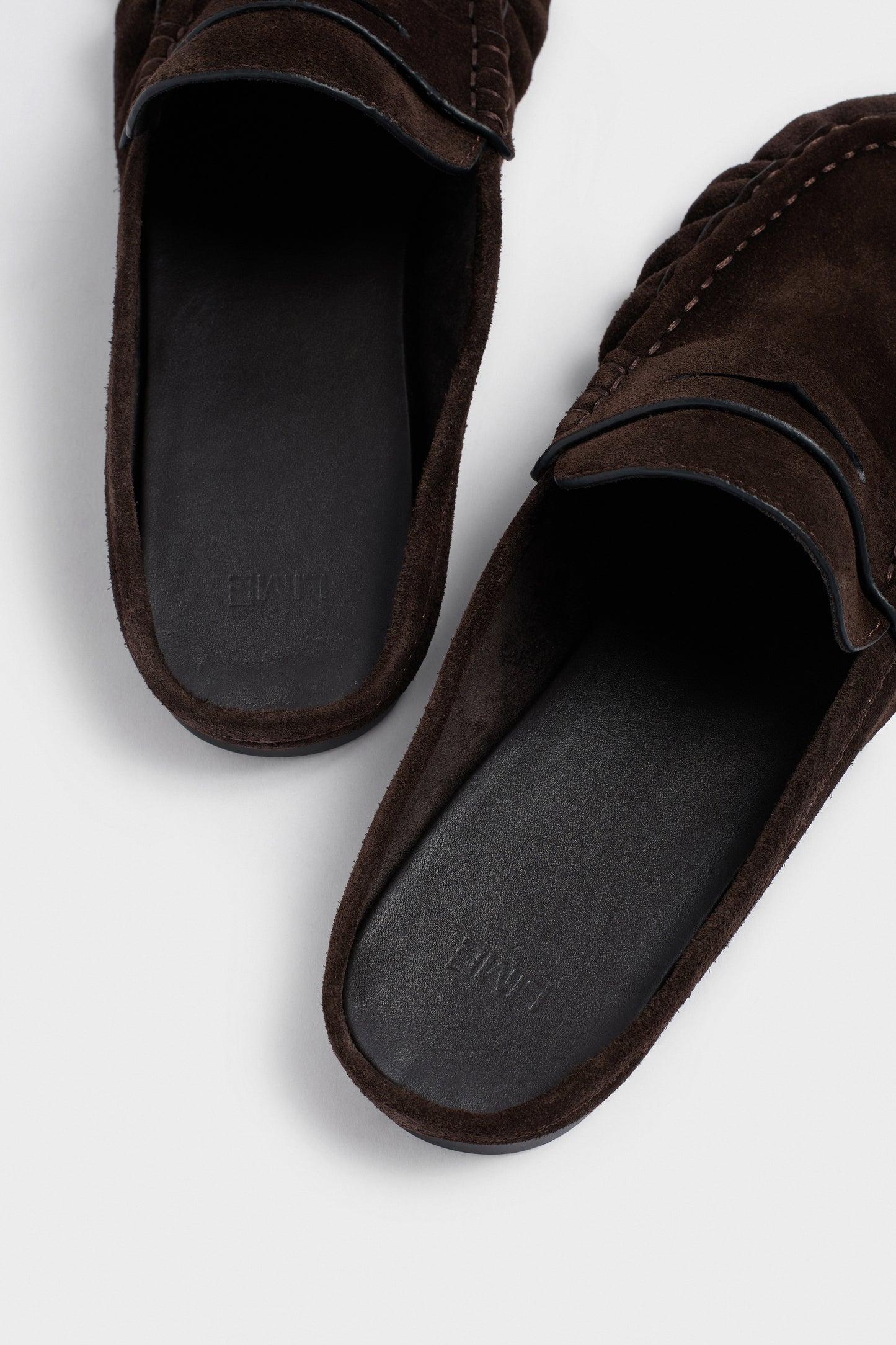 DARK BROWN
