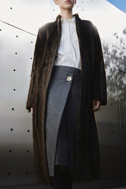 DARK GREY