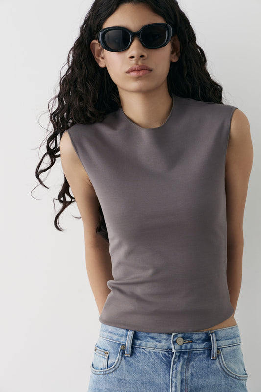 DARK GREY