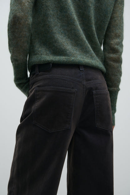 DARK GREY