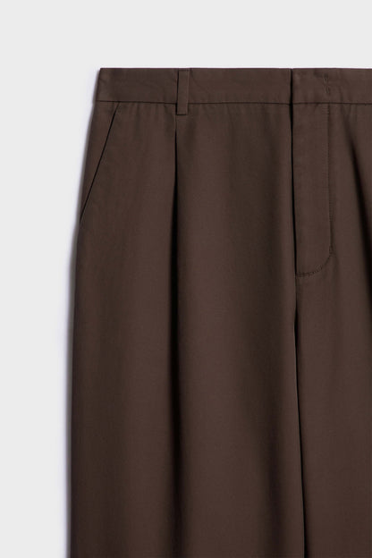DARK BROWN
